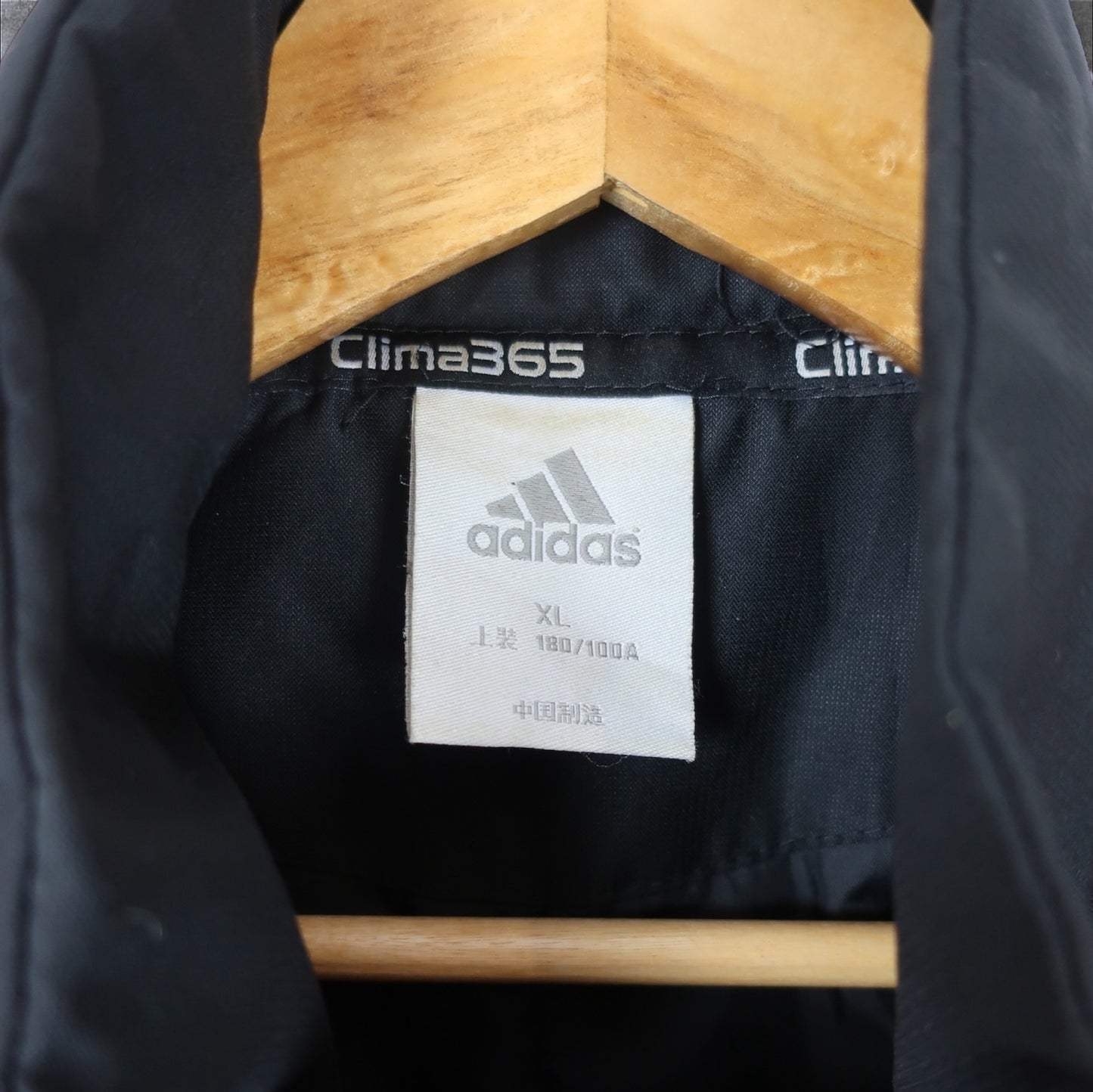 VINTAGE ADIDAS JACKET - XL