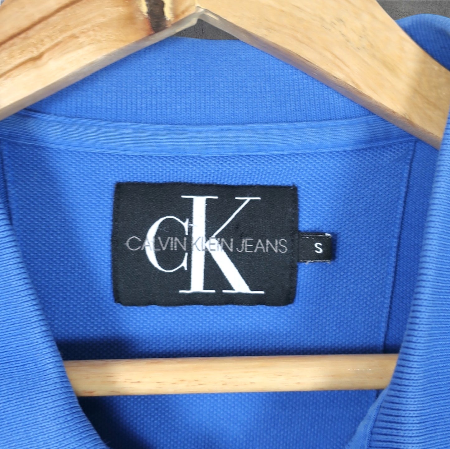 VINTAGE CALVIN KLEIN POLO SHIRT - S