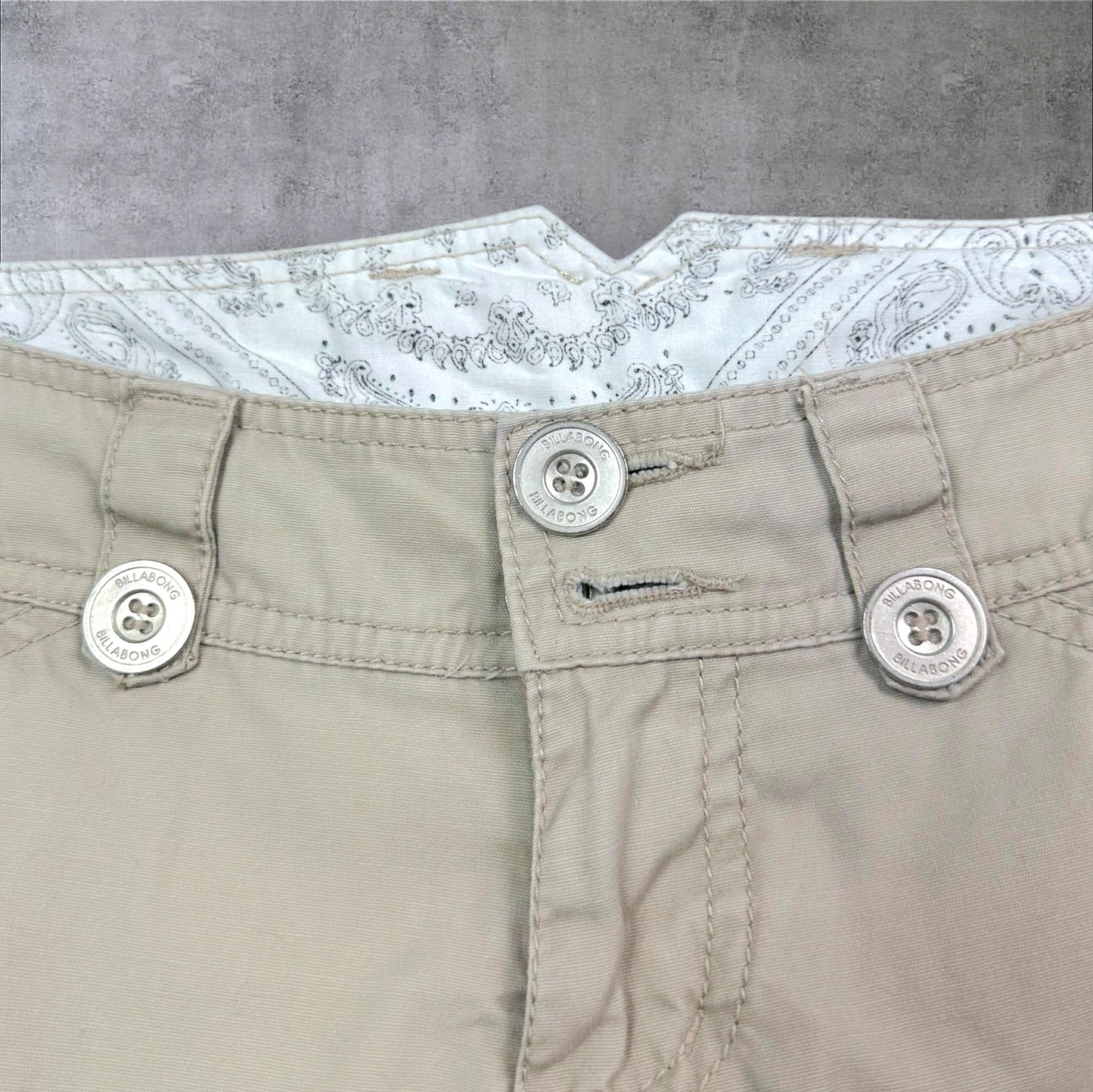 VINTAGE WMNS BILLABONG CARGO SHORTS - 10