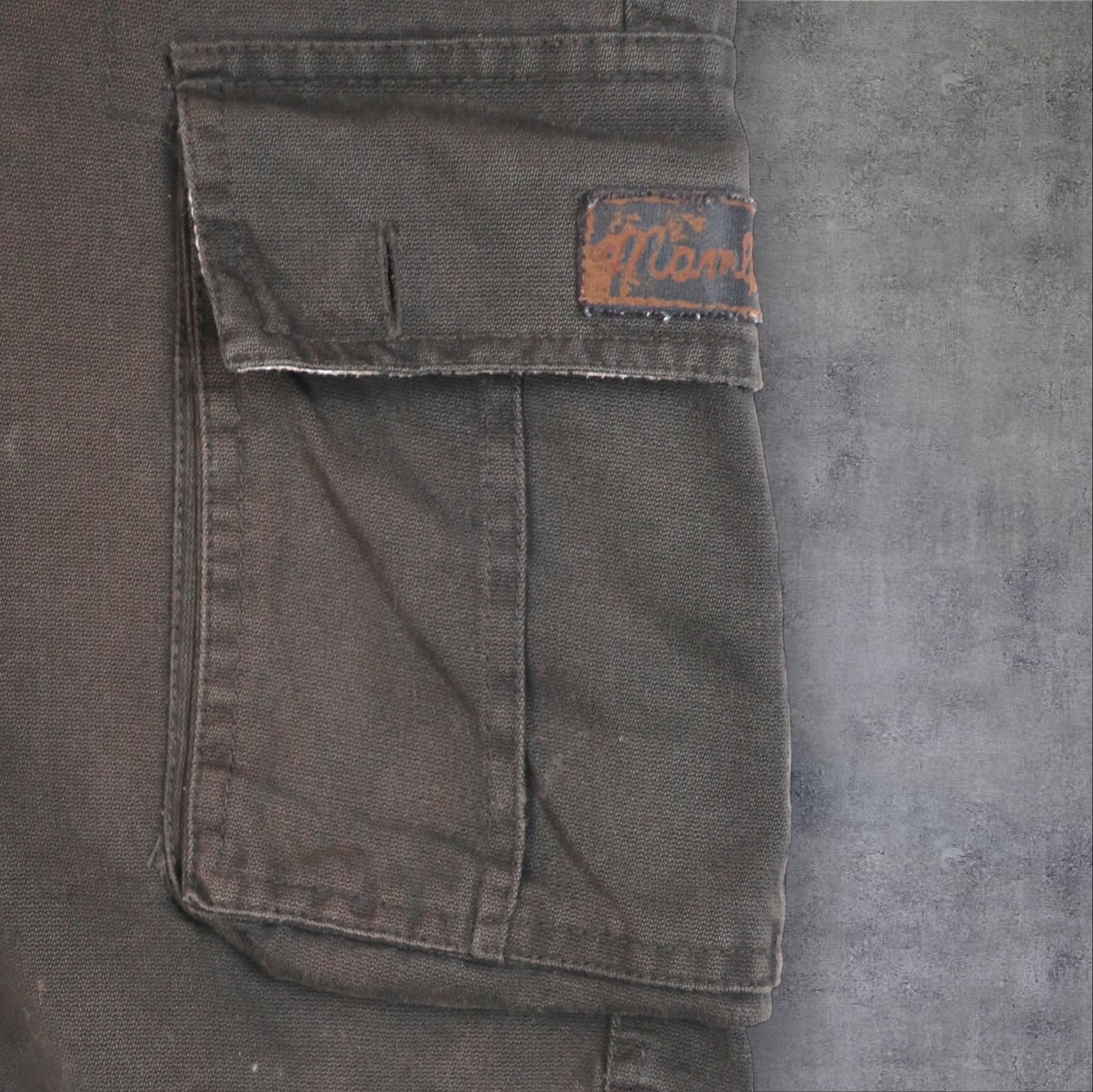 VINTAGE MAMBO CARGO SHORTS - 38"