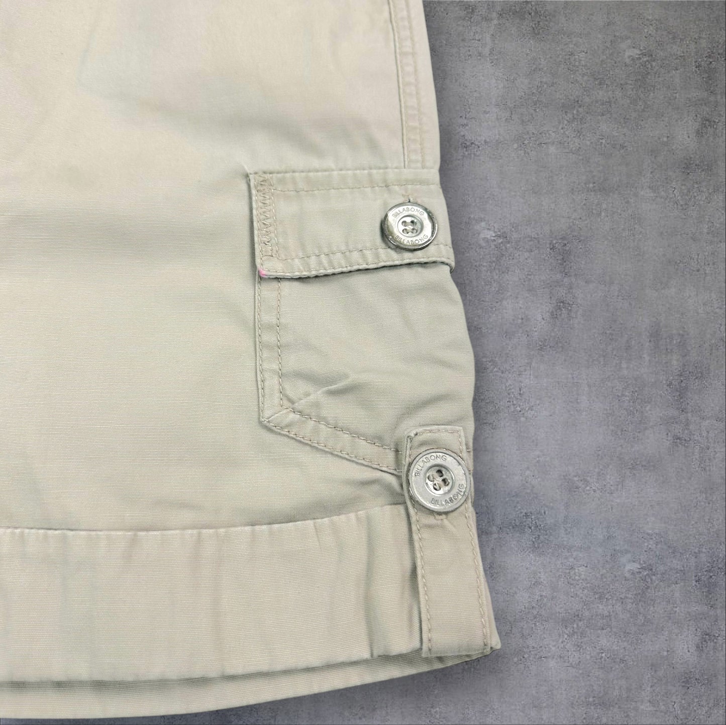 VINTAGE WMNS BILLABONG CARGO SHORTS - 10