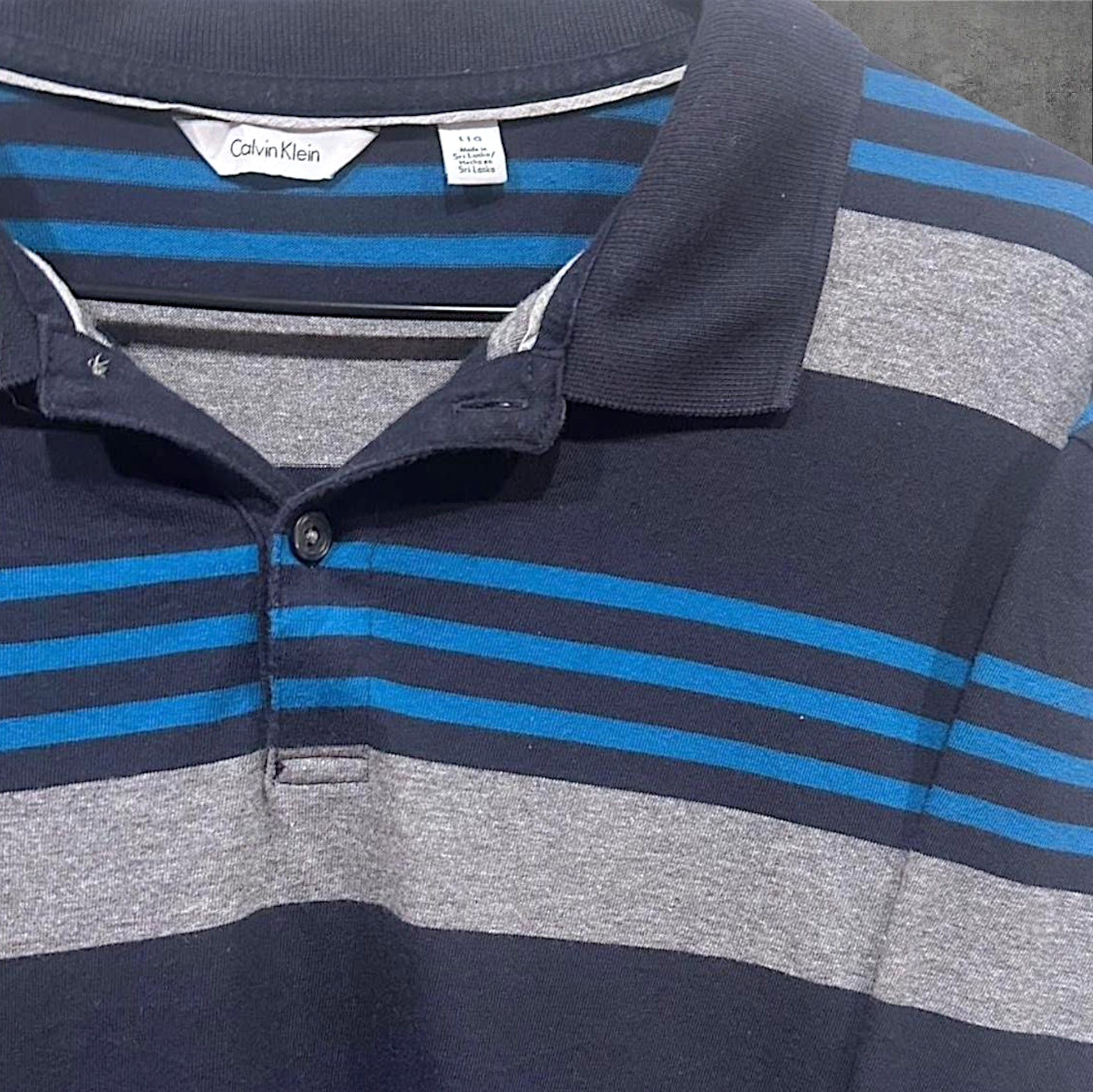 VINTAGE CALVIN KLEIN POLO SHIRT - L