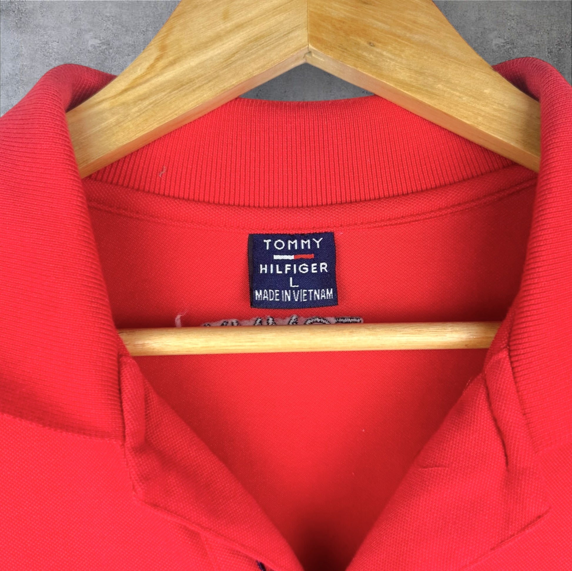 VINTAGE TOMMY HILFIGER POLO SHIRT - M/L