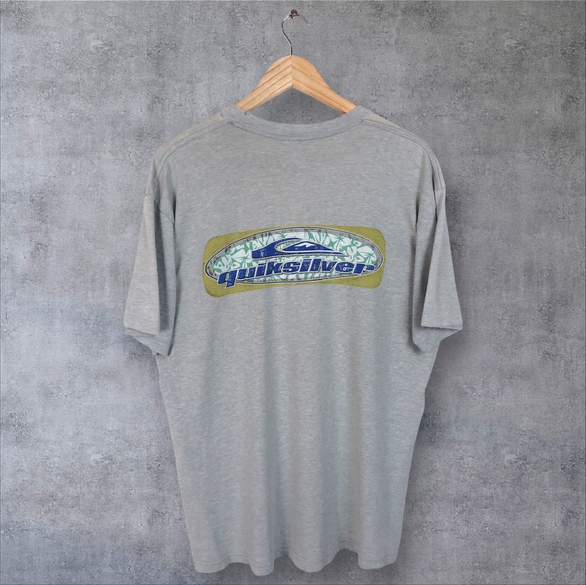 VINTAGE QUIKSILVER T-SHIRT - M/L