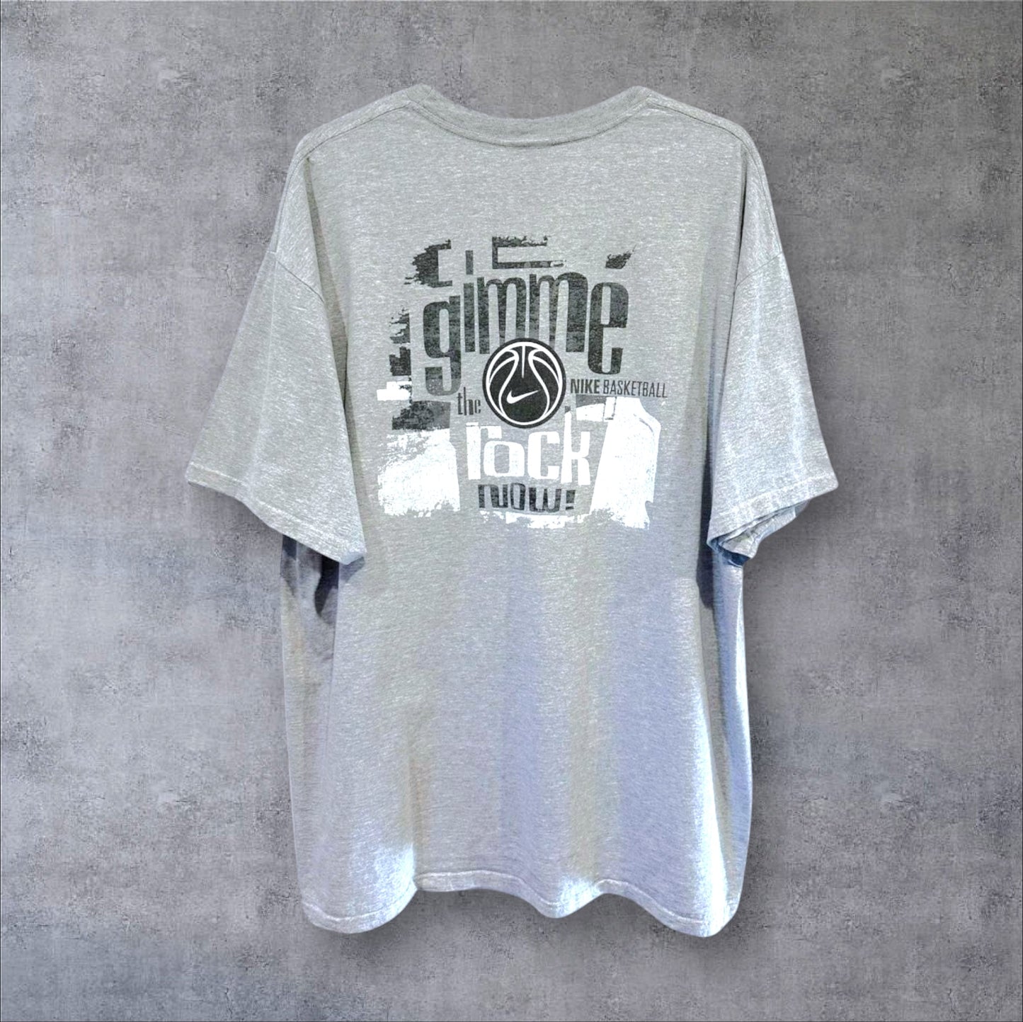 VINTAGE NIKE T-SHIRT - XL