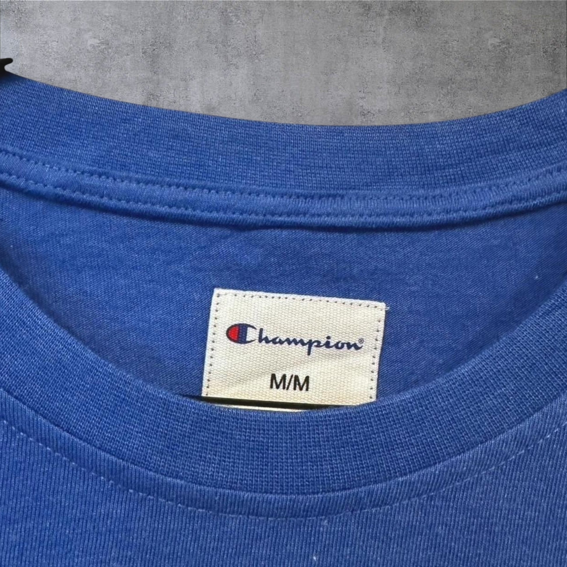VINTAGE CHAMPION T-SHIRT - M