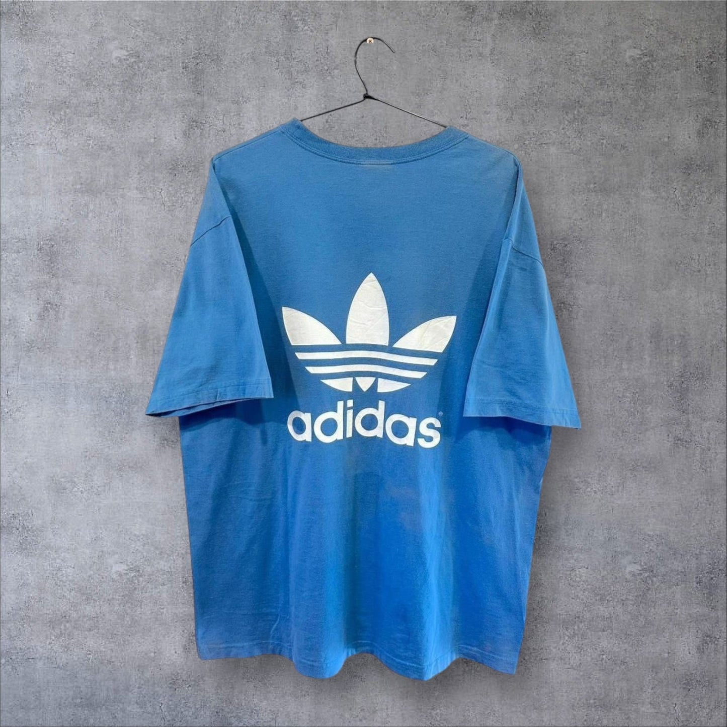 VINTAGE ADIDAS T-SHIRT - L