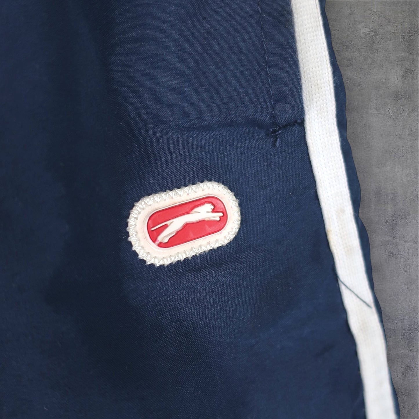 VINTAGE SLAZENGER TRACK SHORTS - L