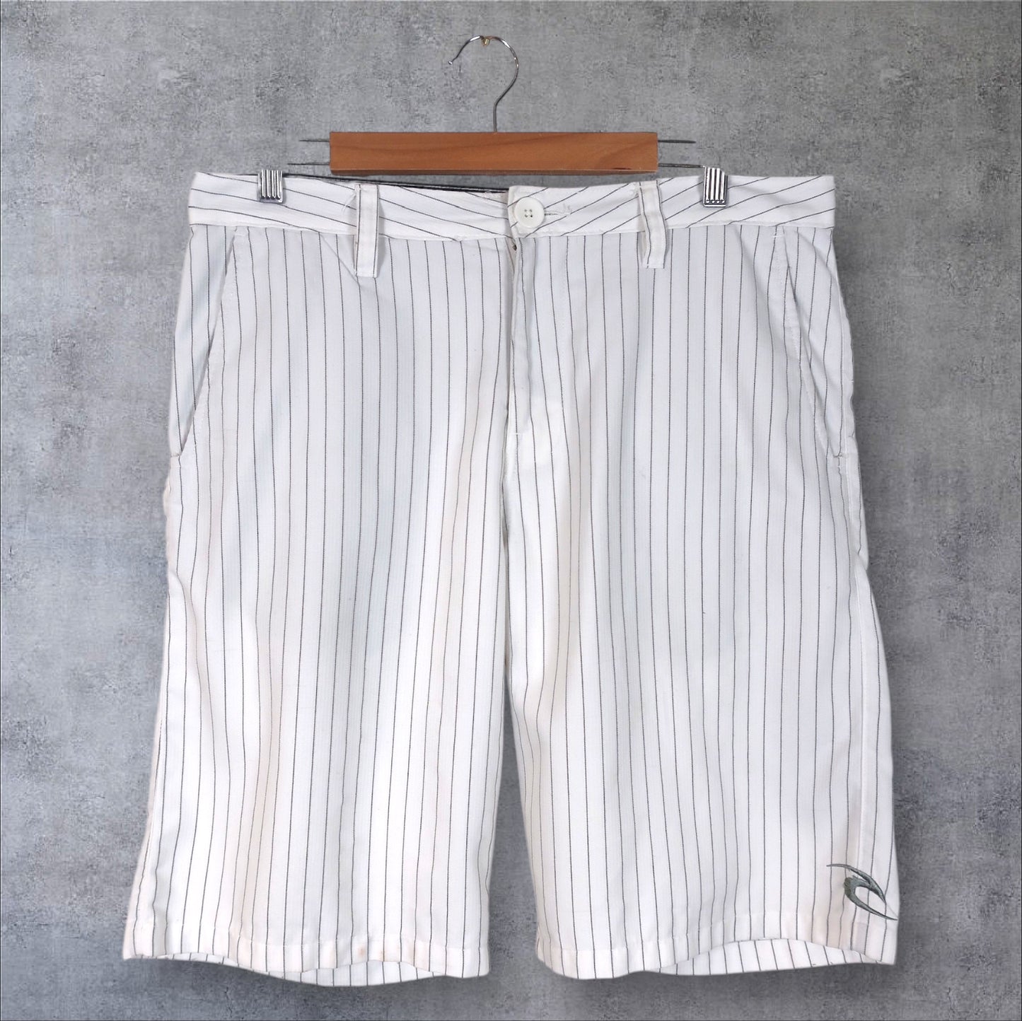 VINTAGE RIPCURL SHORTS - 34"