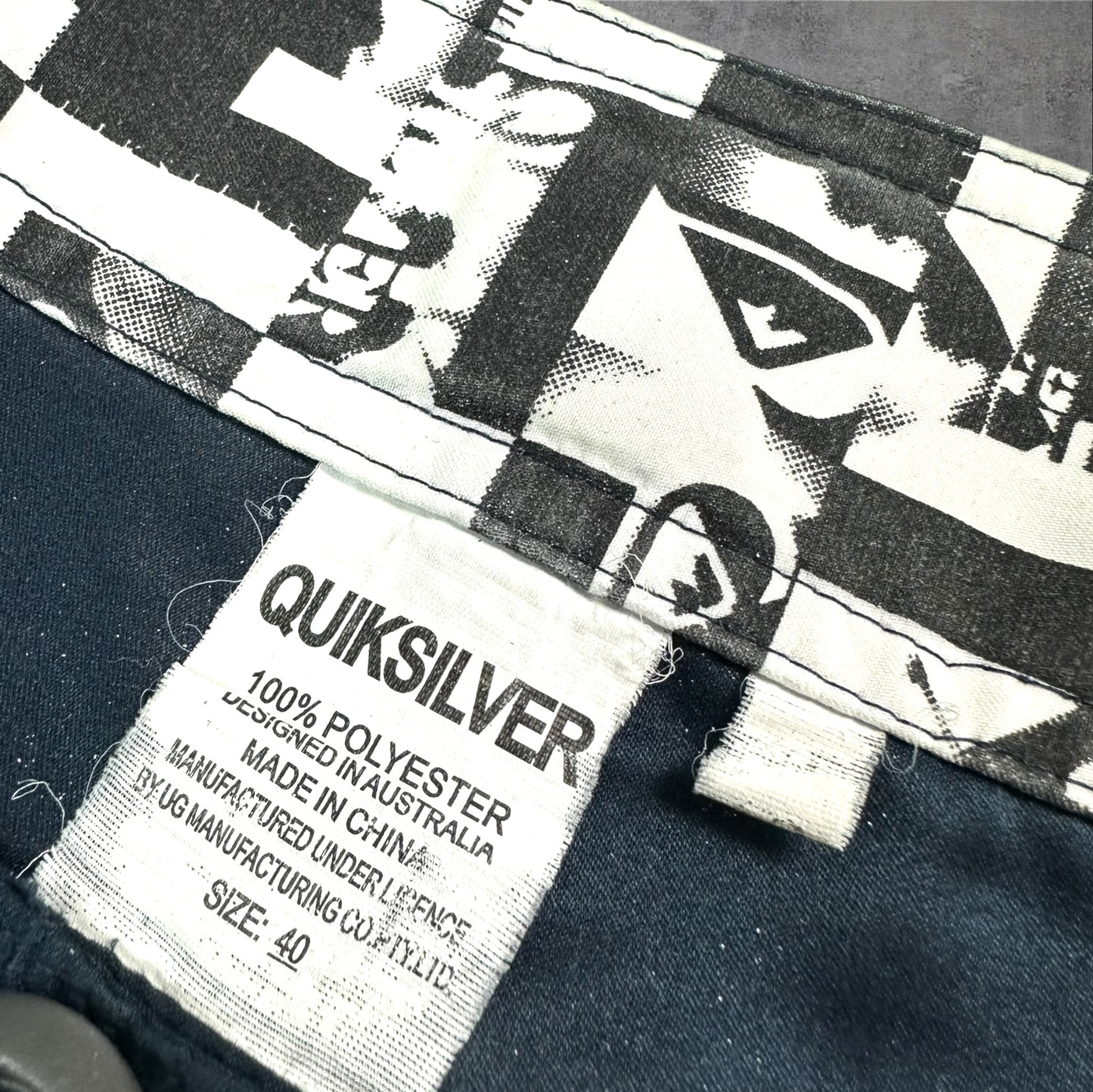 VINTAGE QUIKSILVER BOARD SHORTS - 40"