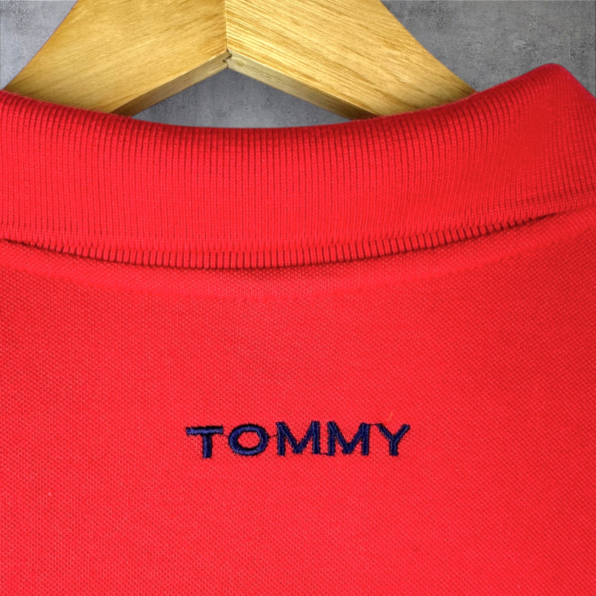 VINTAGE TOMMY HILFIGER POLO SHIRT - M/L