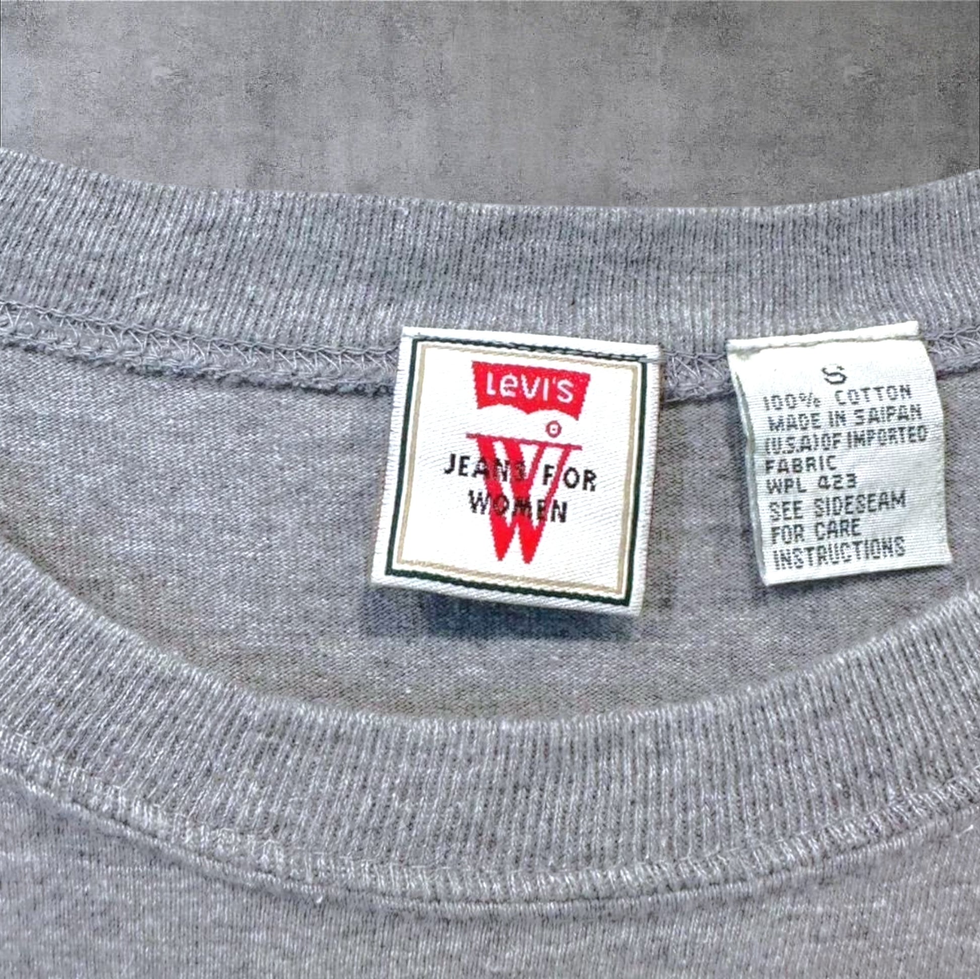 VINTAGE WMNS LEVI'S T-SHIRT - S