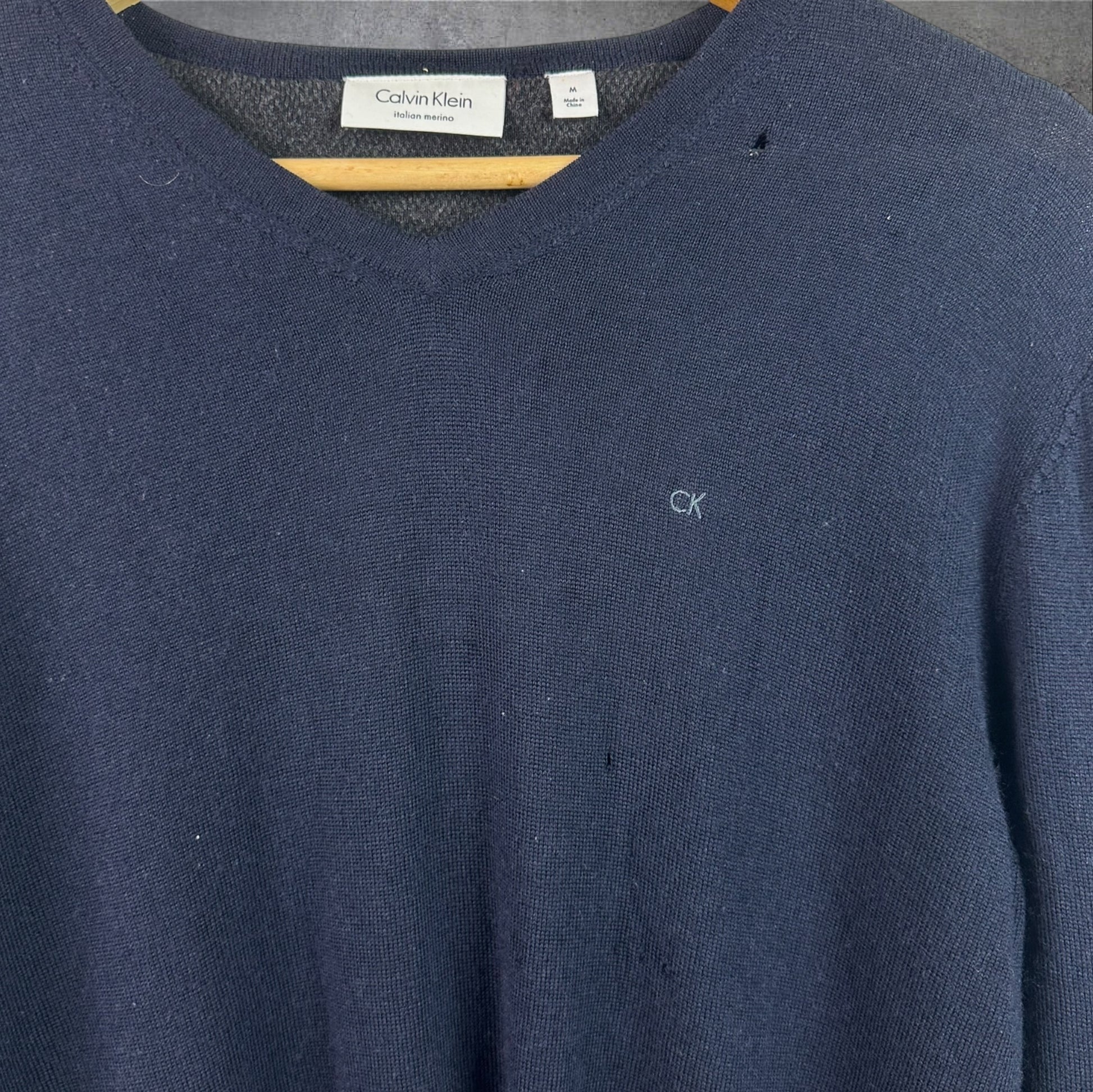 VINTAGE CALVIN KLEIN KNIT SWEATER - M