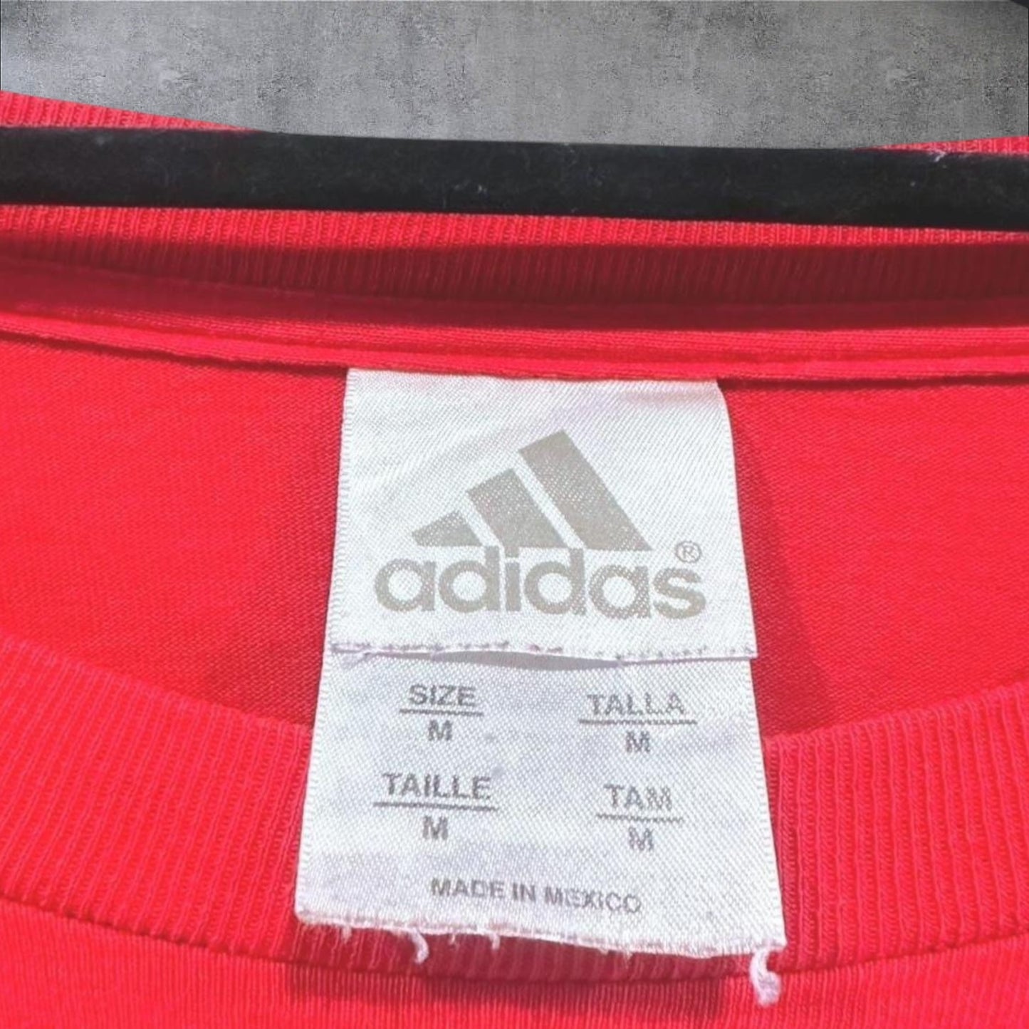 VINTAGE ADIDAS T-SHIRT - M