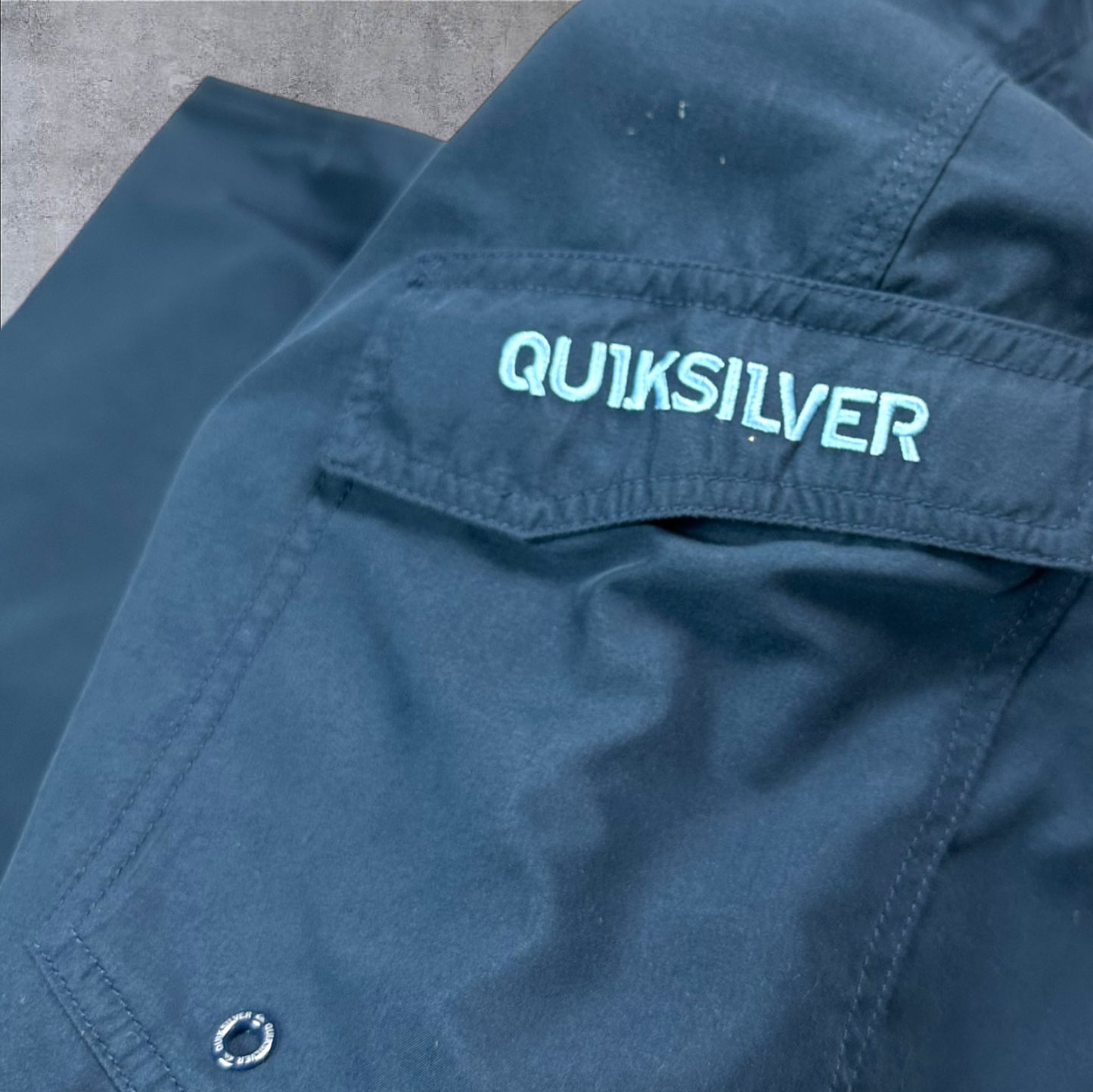 VINTAGE QUIKSILVER BOARD SHORTS - 40"
