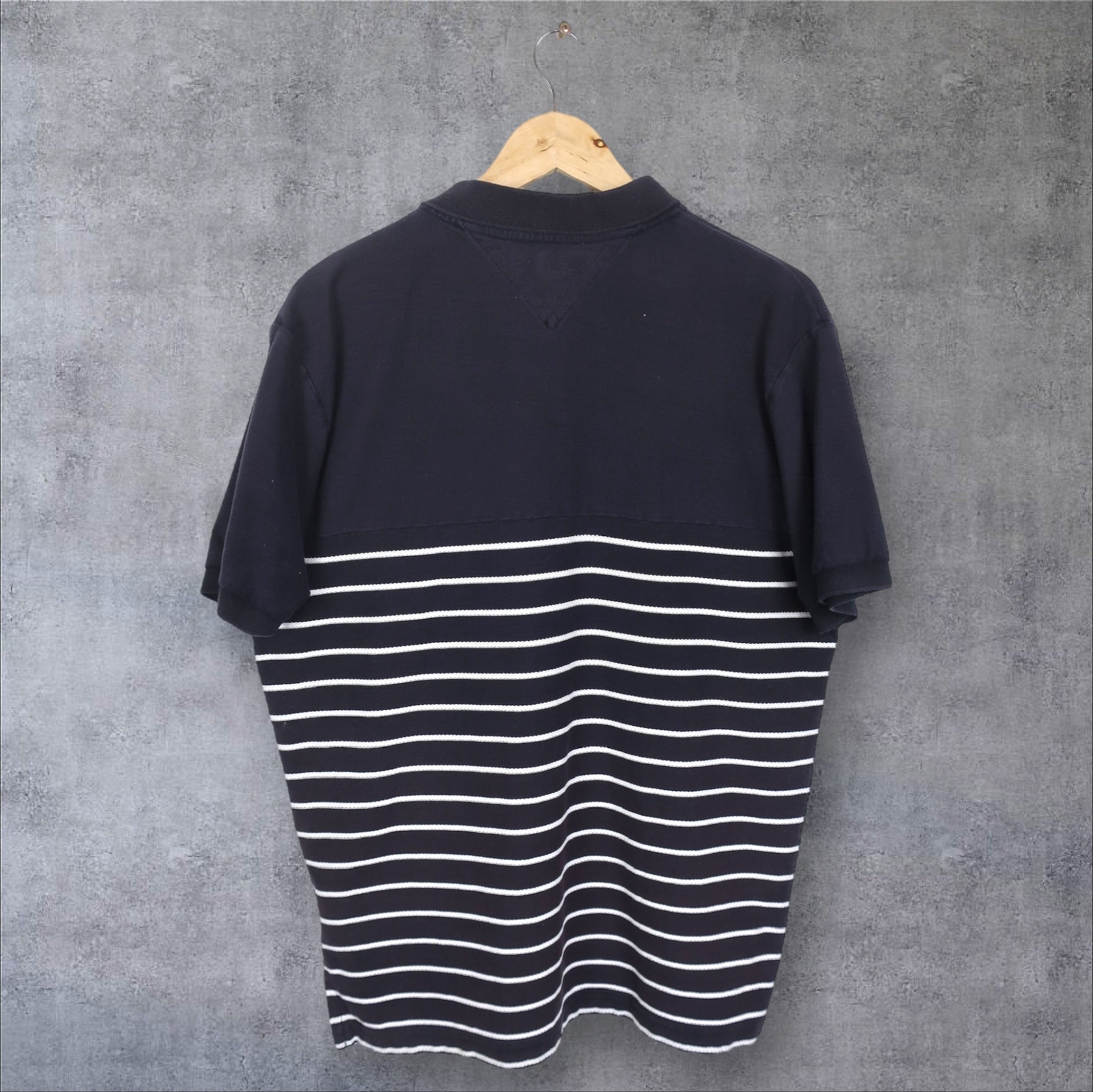 VINTAGE TOMMY HILFIGER POLO SHIRT - L