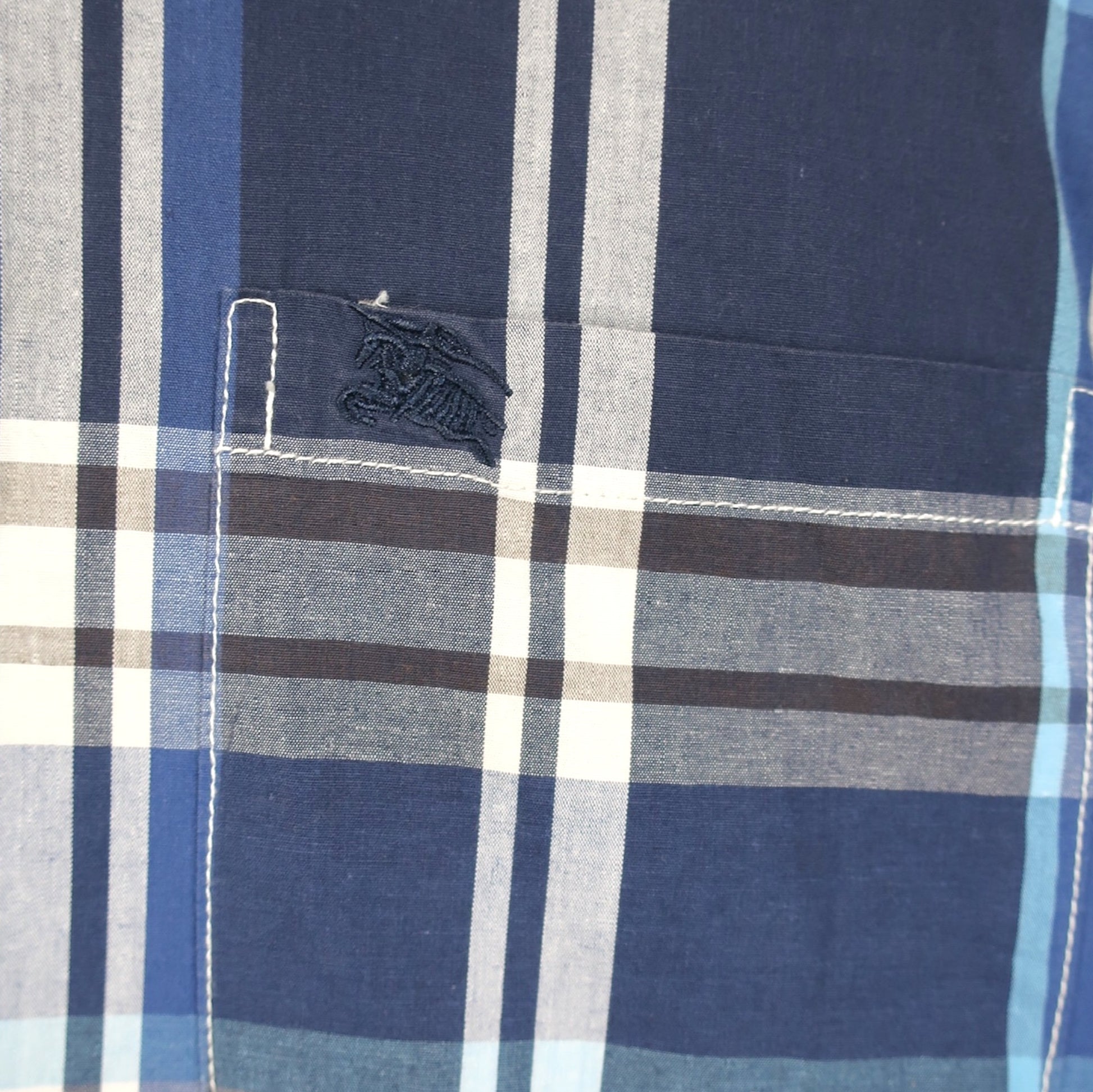 BURBERRY BUTTON-UP SHIRT - L/XL