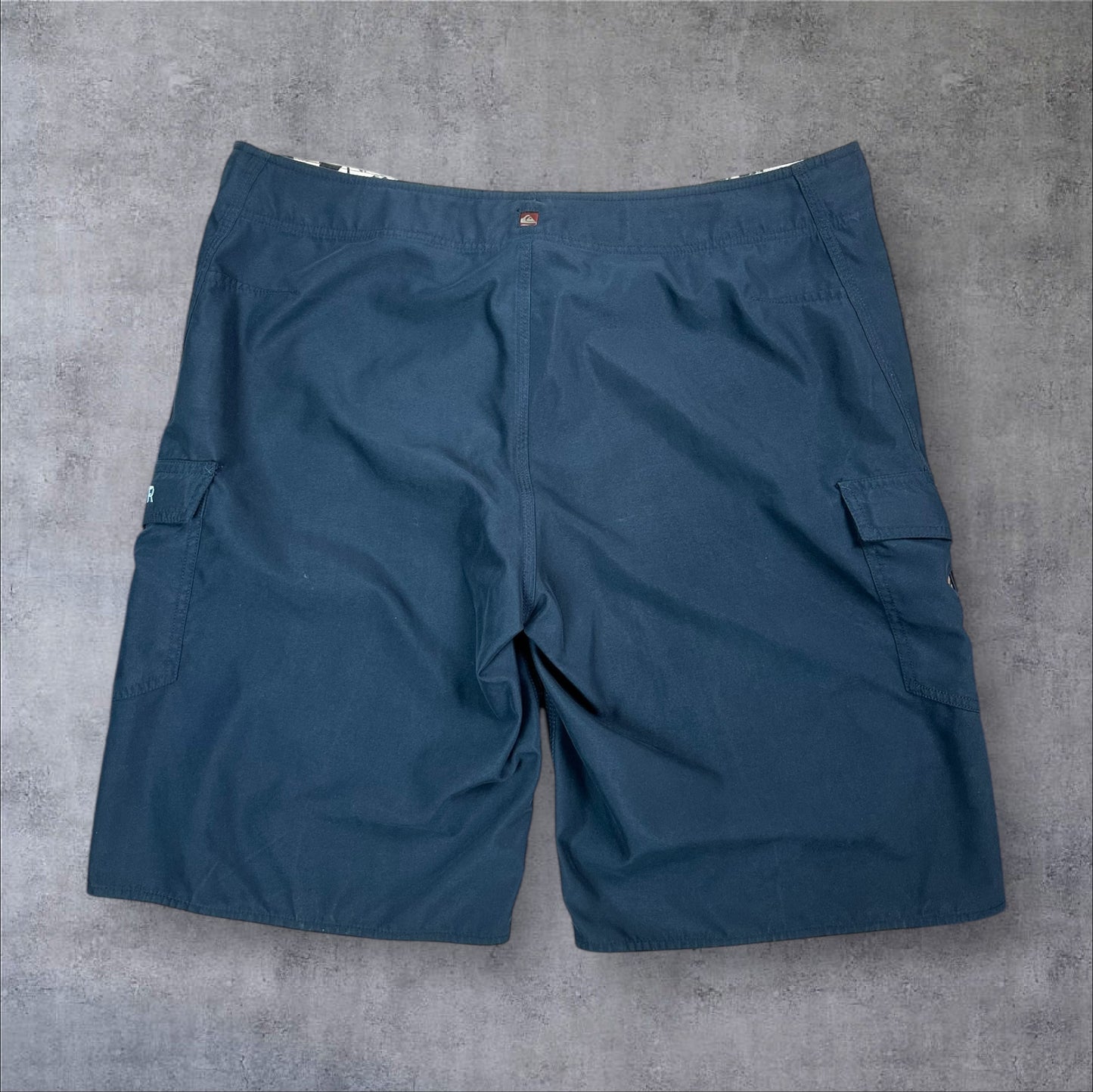 VINTAGE QUIKSILVER BOARD SHORTS - 40"