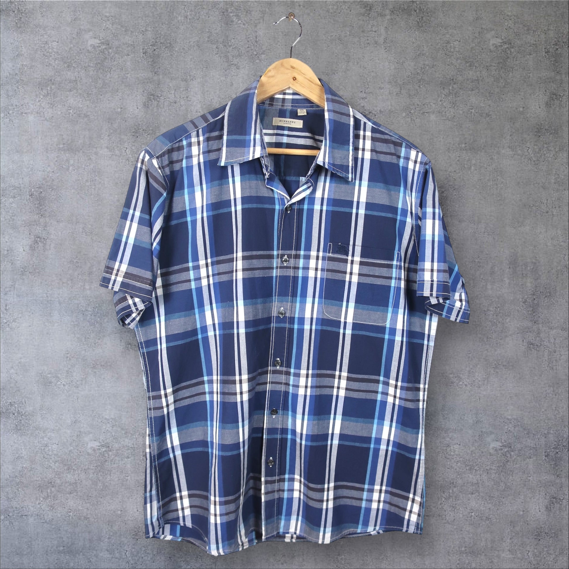 BURBERRY BUTTON-UP SHIRT - L/XL