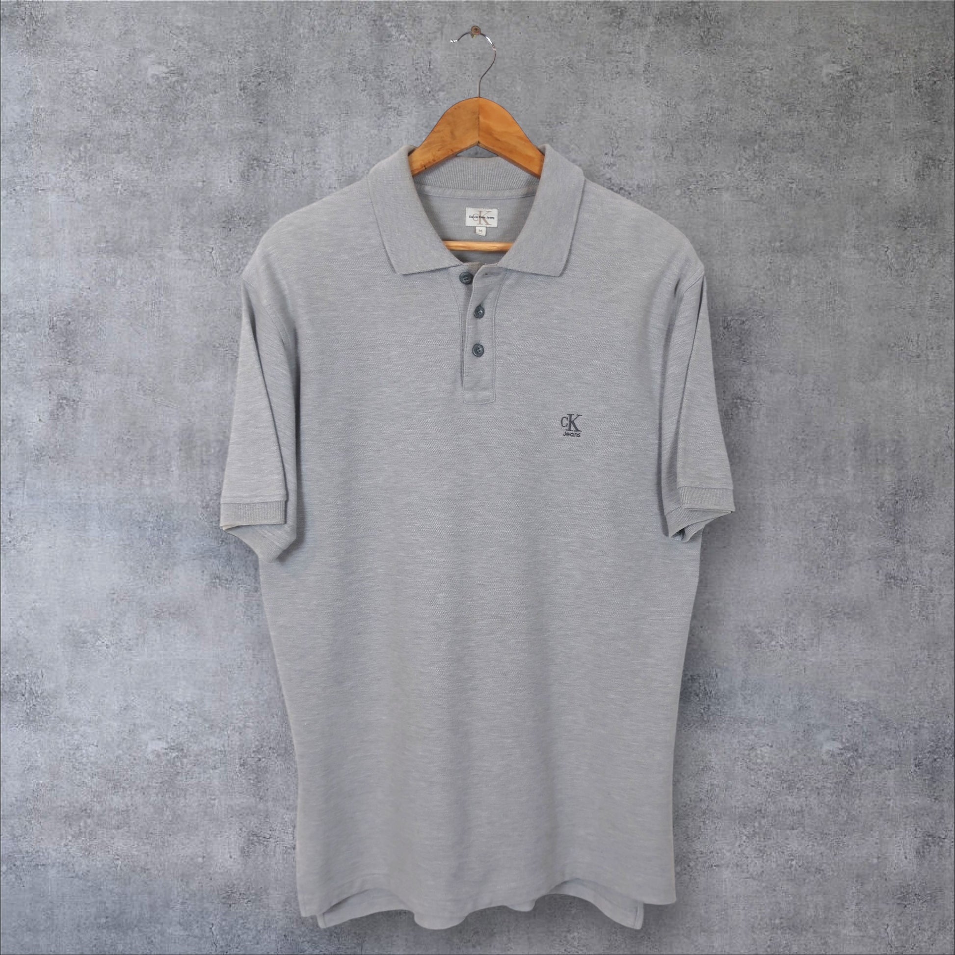 VINTAGE CALVIN KLEIN POLO SHIRT - M