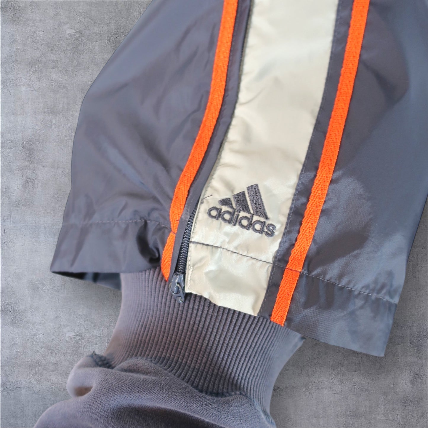 VINTAGE ADIDAS TRACK PANTS - L