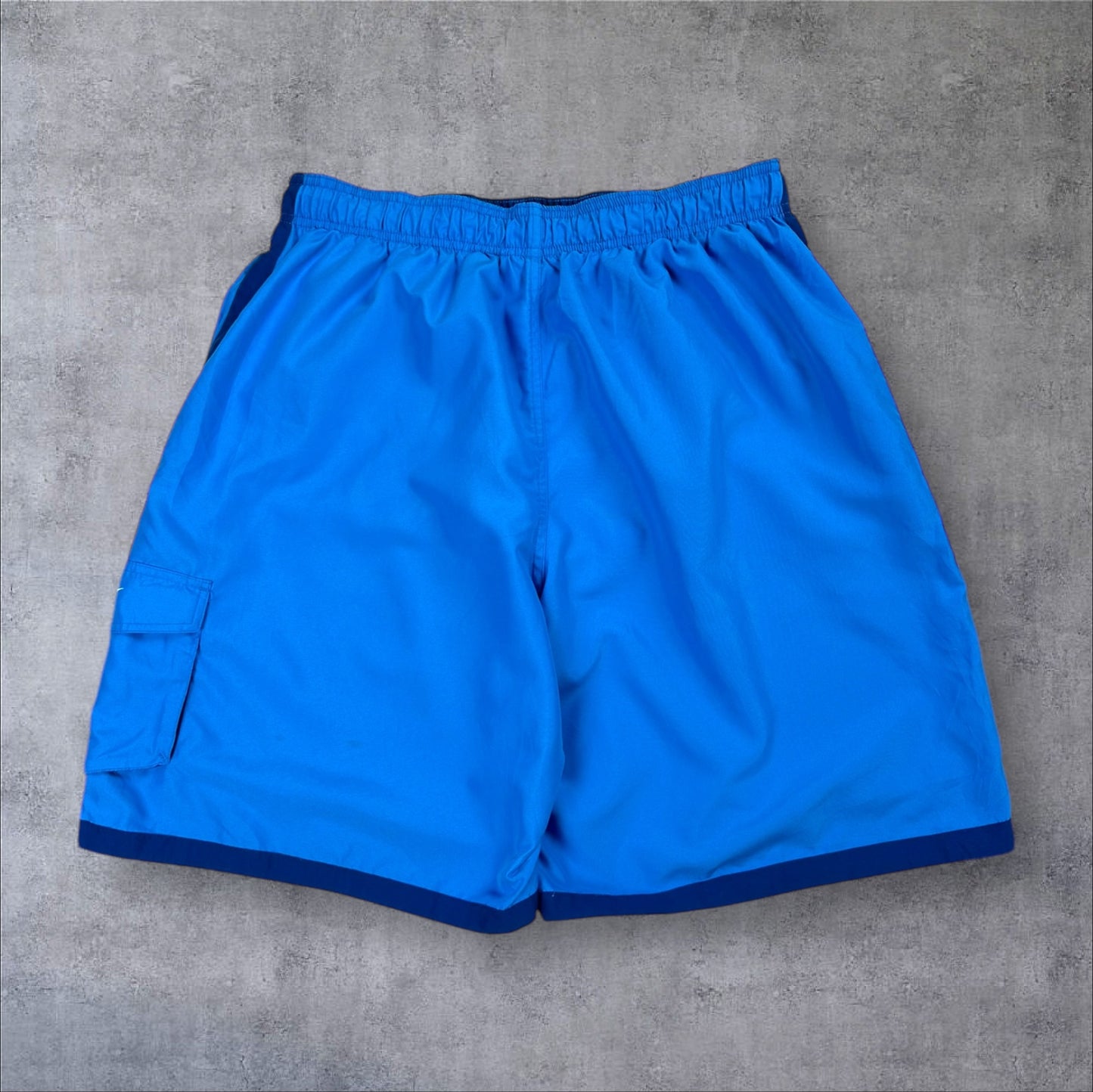 VINTAGE NIKE TRACK CARGO SHORTS - L