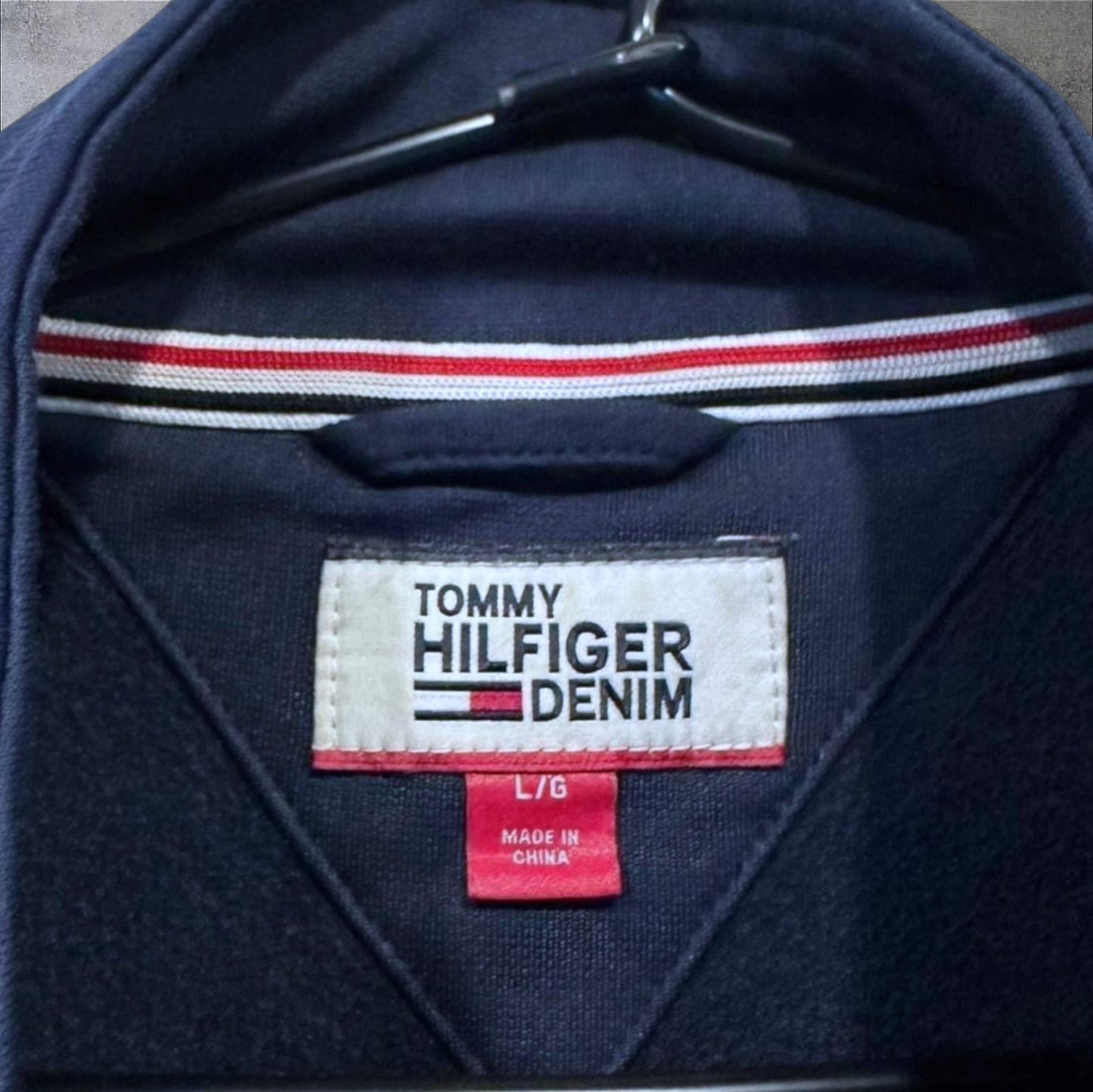TOMMY HILFIGER JACKET - L