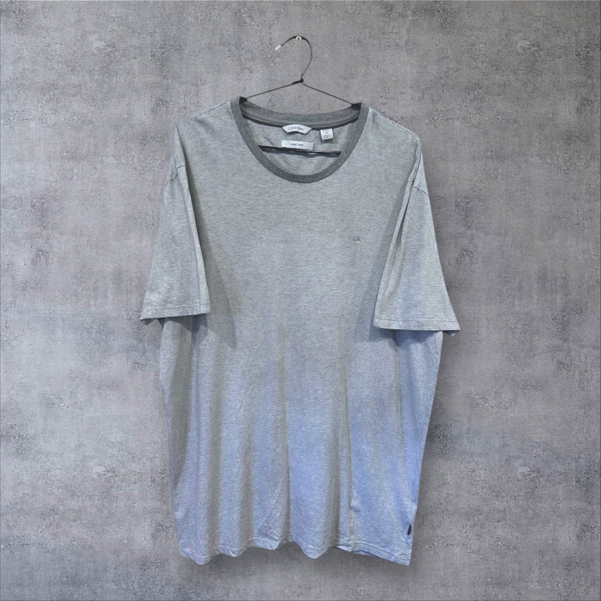 VINTAGE CALVIN KLEIN T-SHIRT - XL/XXL