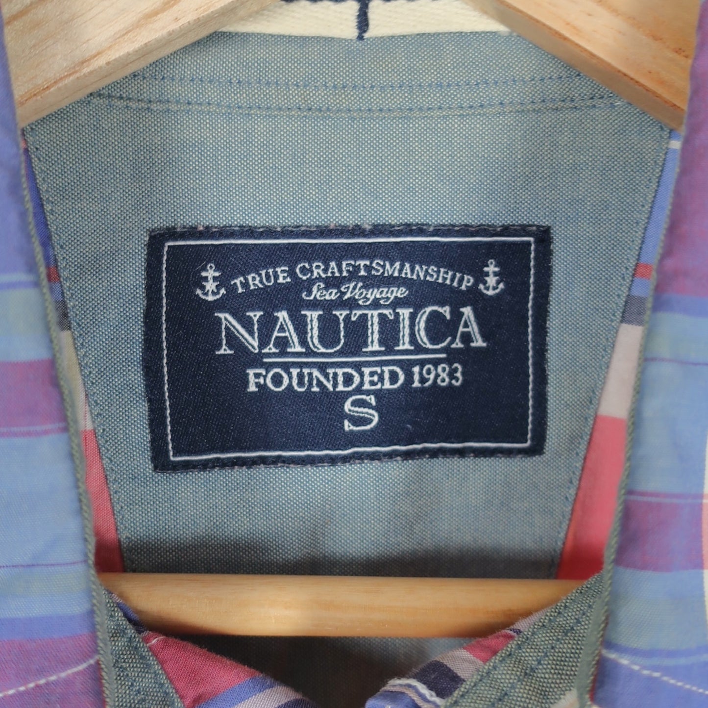 VINTAGE NAUTICA BUTTON-UP SHIRT - S