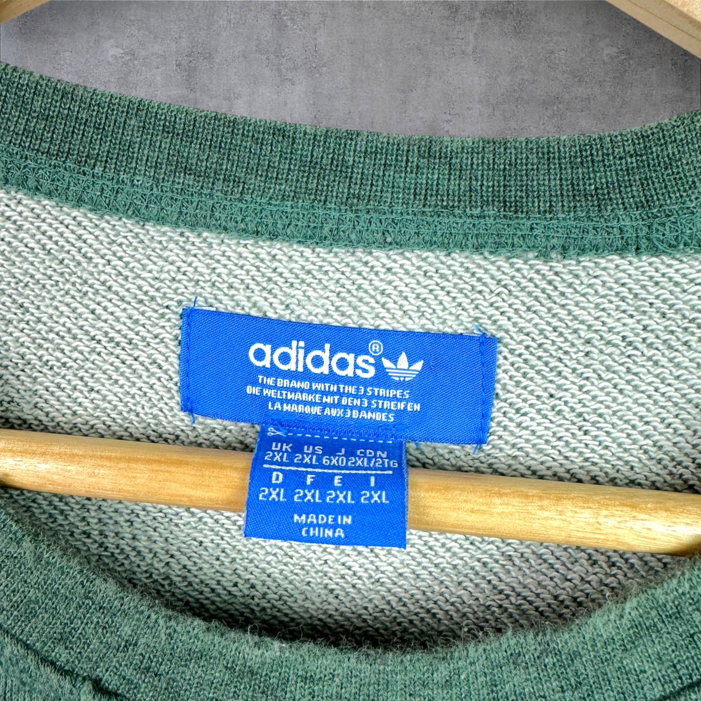 VINTAGE ADIDAS SWEATER - XXL