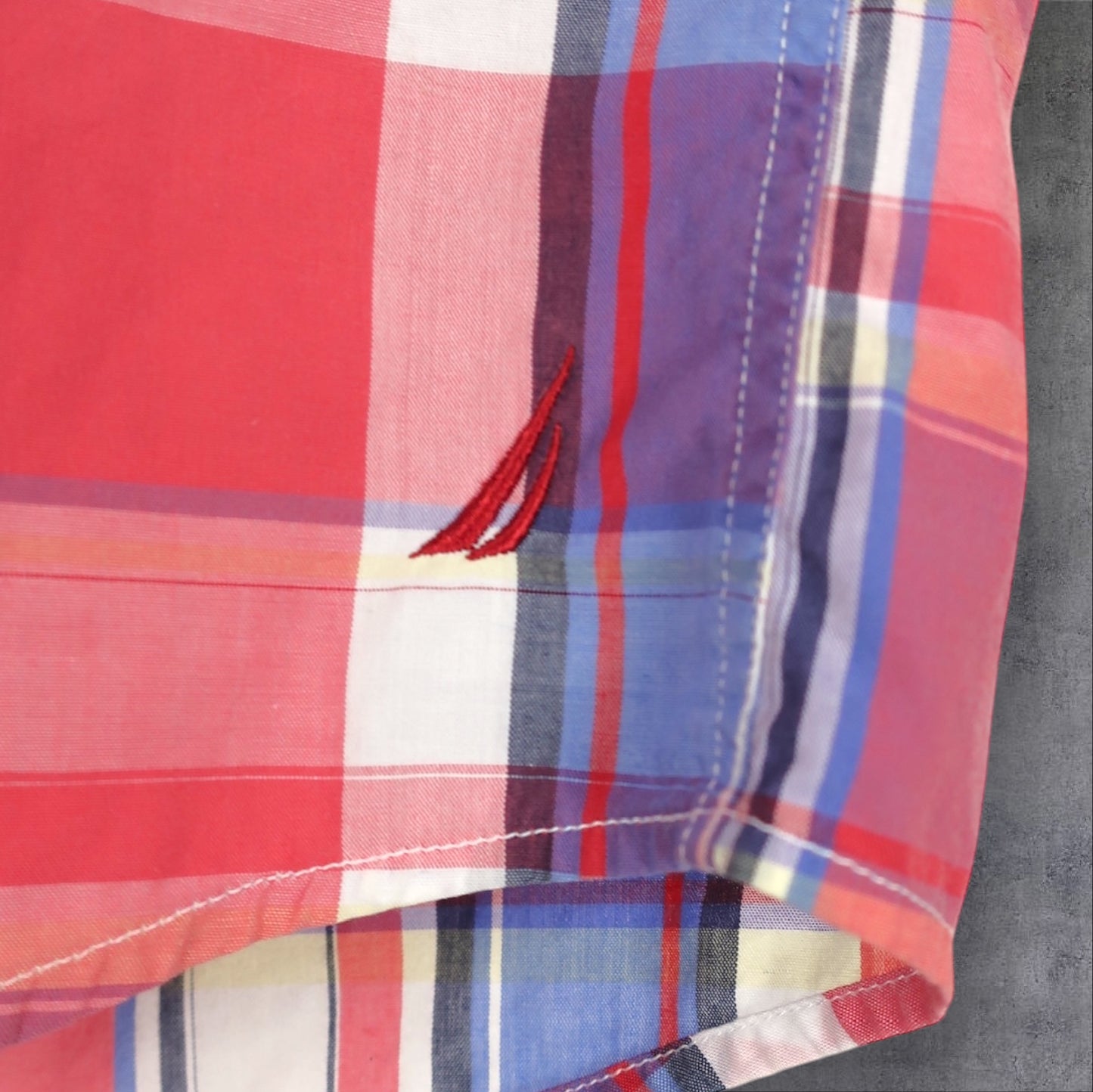 VINTAGE NAUTICA BUTTON-UP SHIRT - S