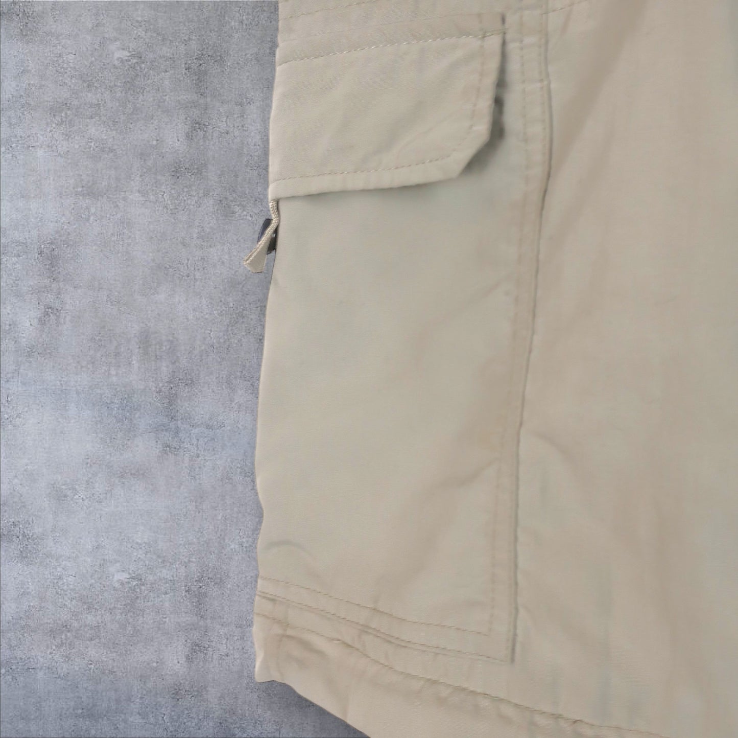 VINTAGE KATHMANDU CARGO SHORTS - S