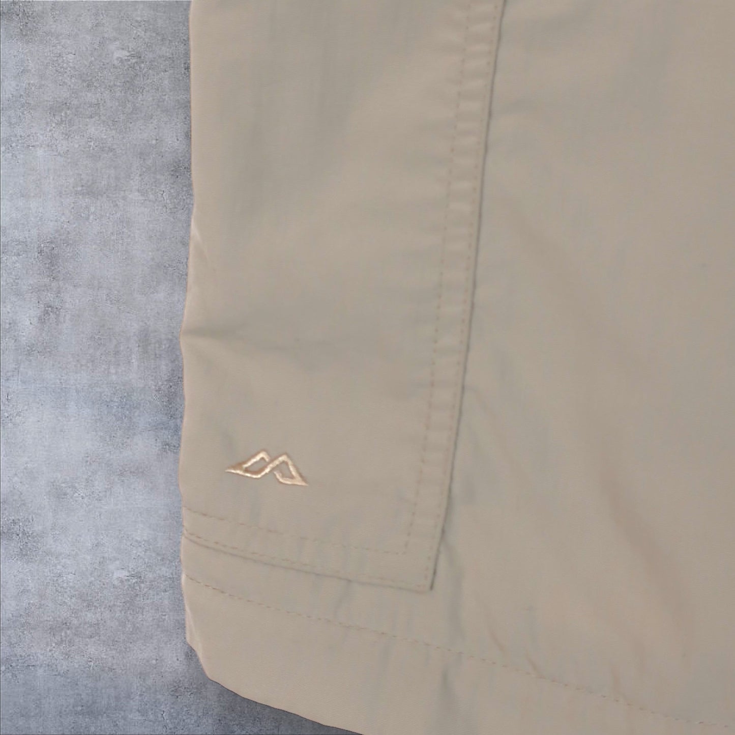 VINTAGE KATHMANDU CARGO SHORTS - S