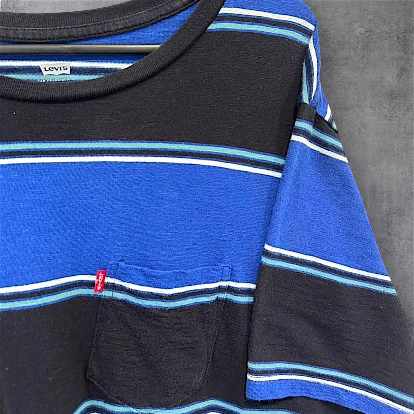 LEVI'S T-SHIRT - L
