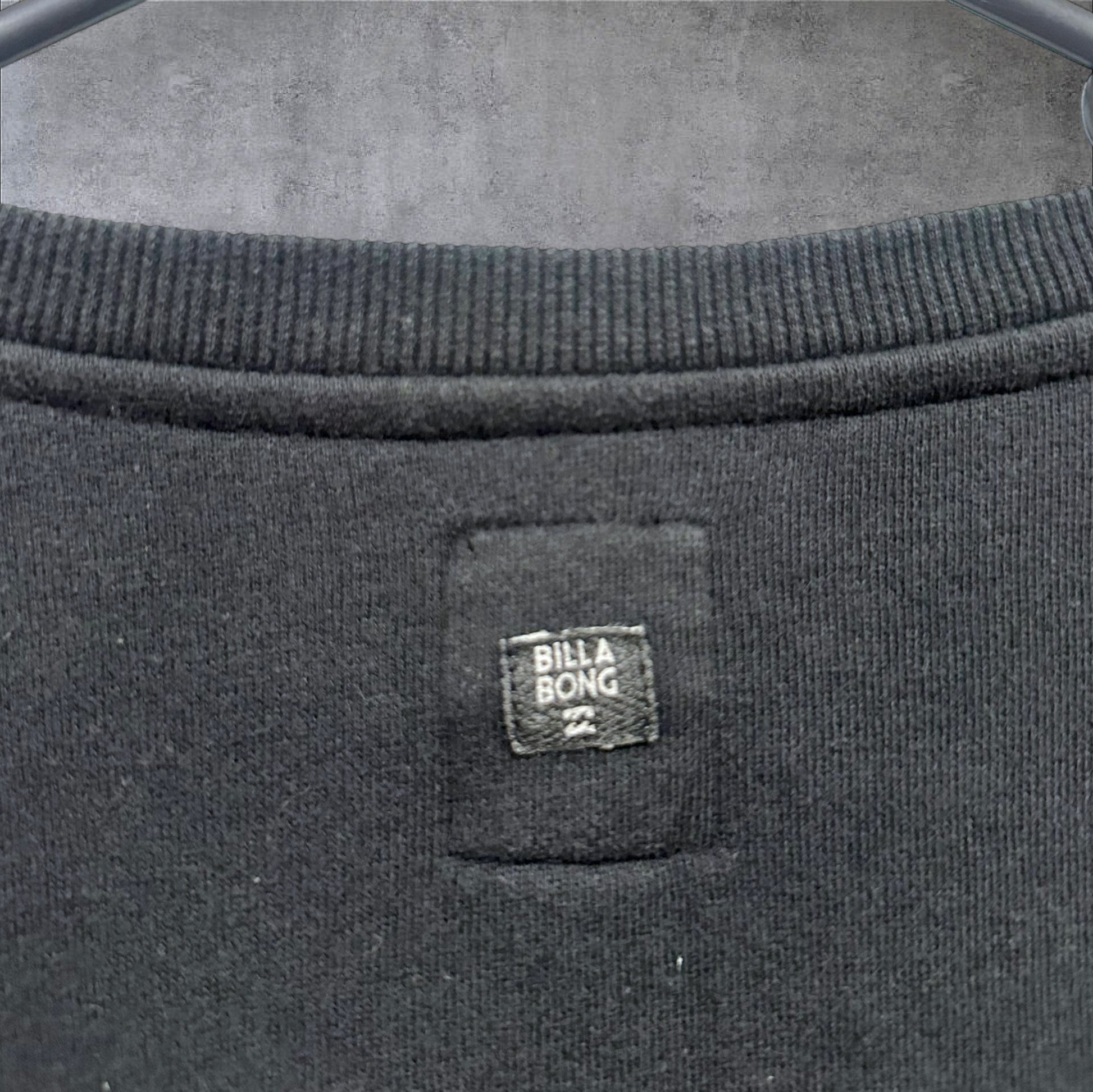 BILLABONG LONG-SLEEVE T-SHIRT - M
