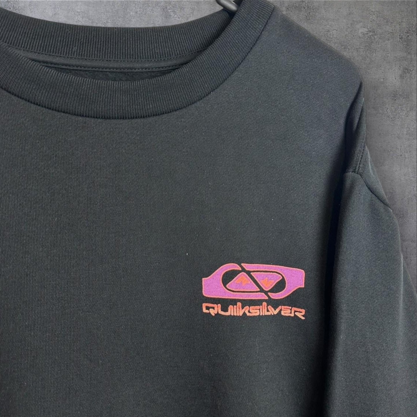 BRAND NEW QUIKSILVER SWEATER - XXL