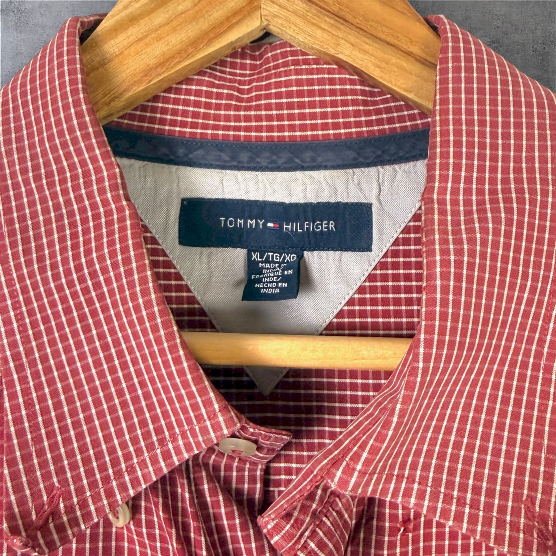 VINTAGE TOMMY HILFIGER BUTTON-UP SHIRT - XL