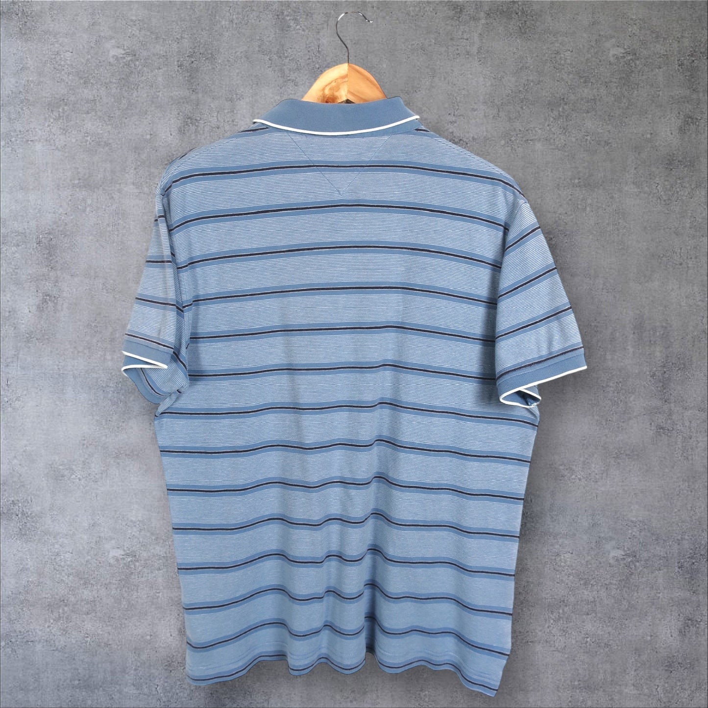 VINTAGE TOMMY HILFIGER POLO SHIRT - M/L