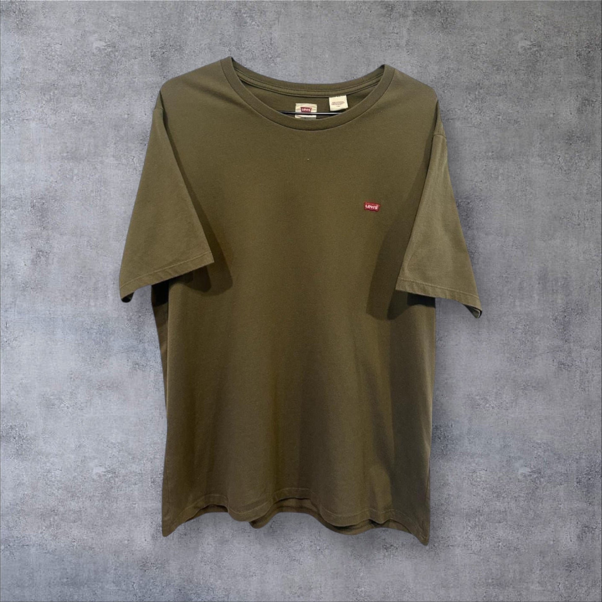 VINTAGE LEVI'S T-SHIRT - L