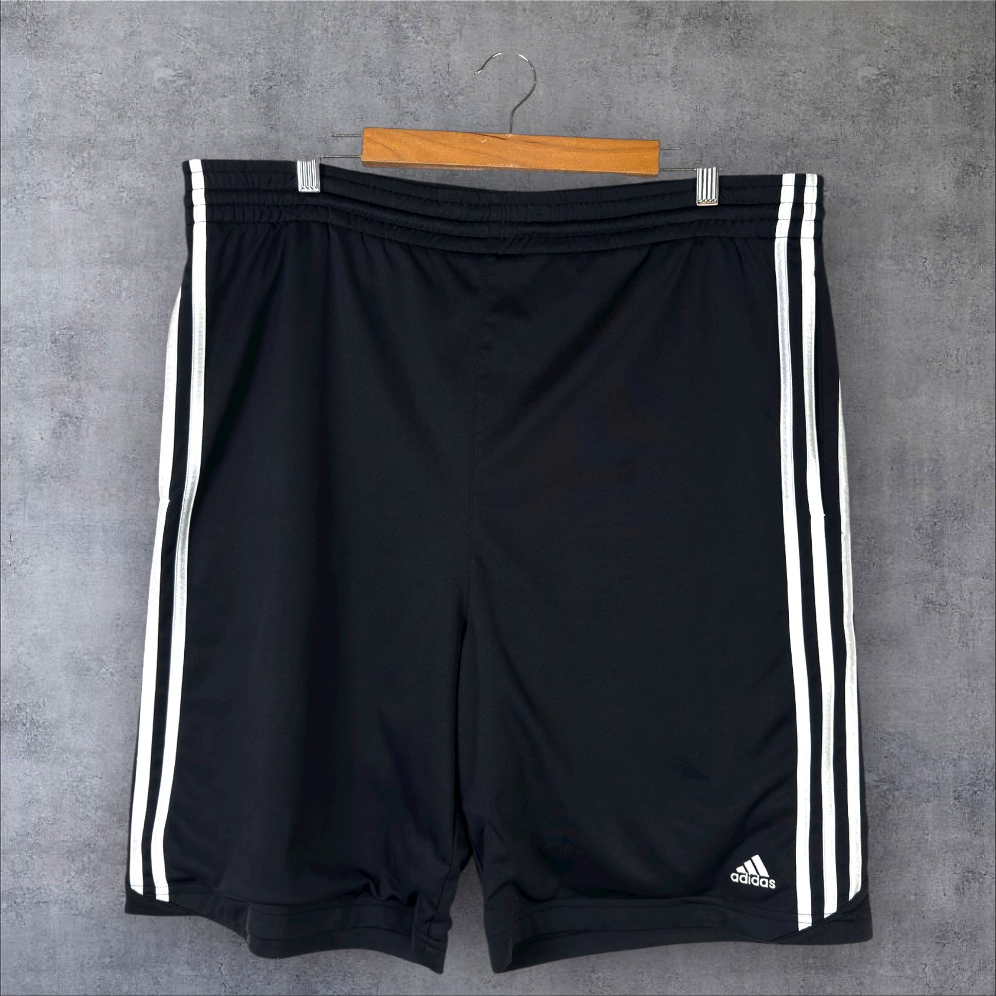 VINTAGE ADIDAS TRACK SHORTS - XL