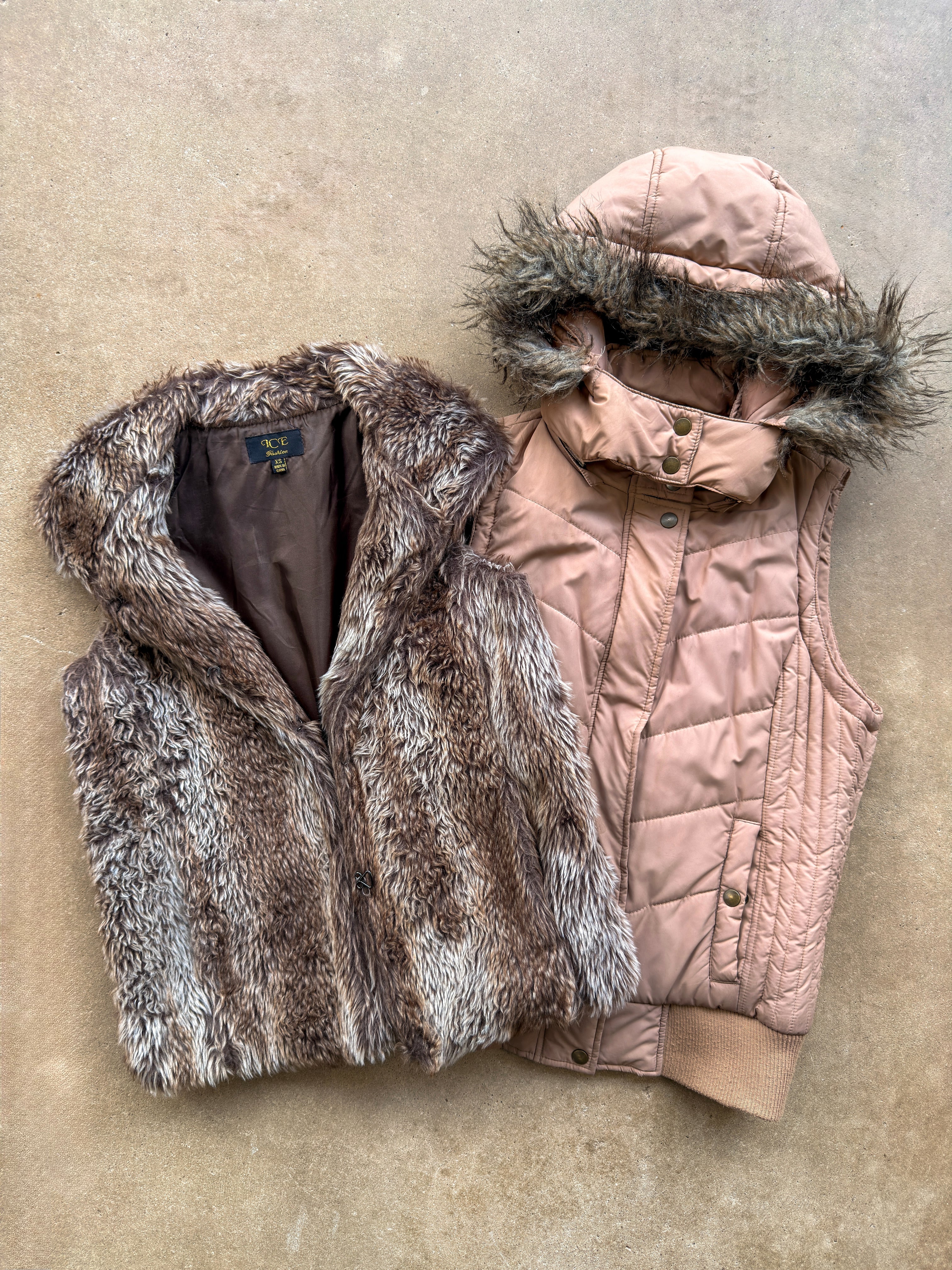 WOMEN'S OUTERWEAR