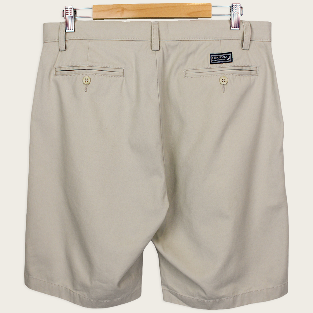 00's Nautica Tailored Shorts - 33"