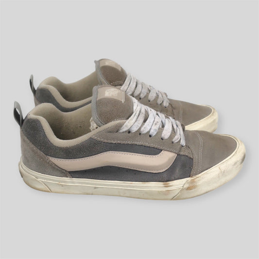 GREY VANS KNU SKOOLS - SIZE 11