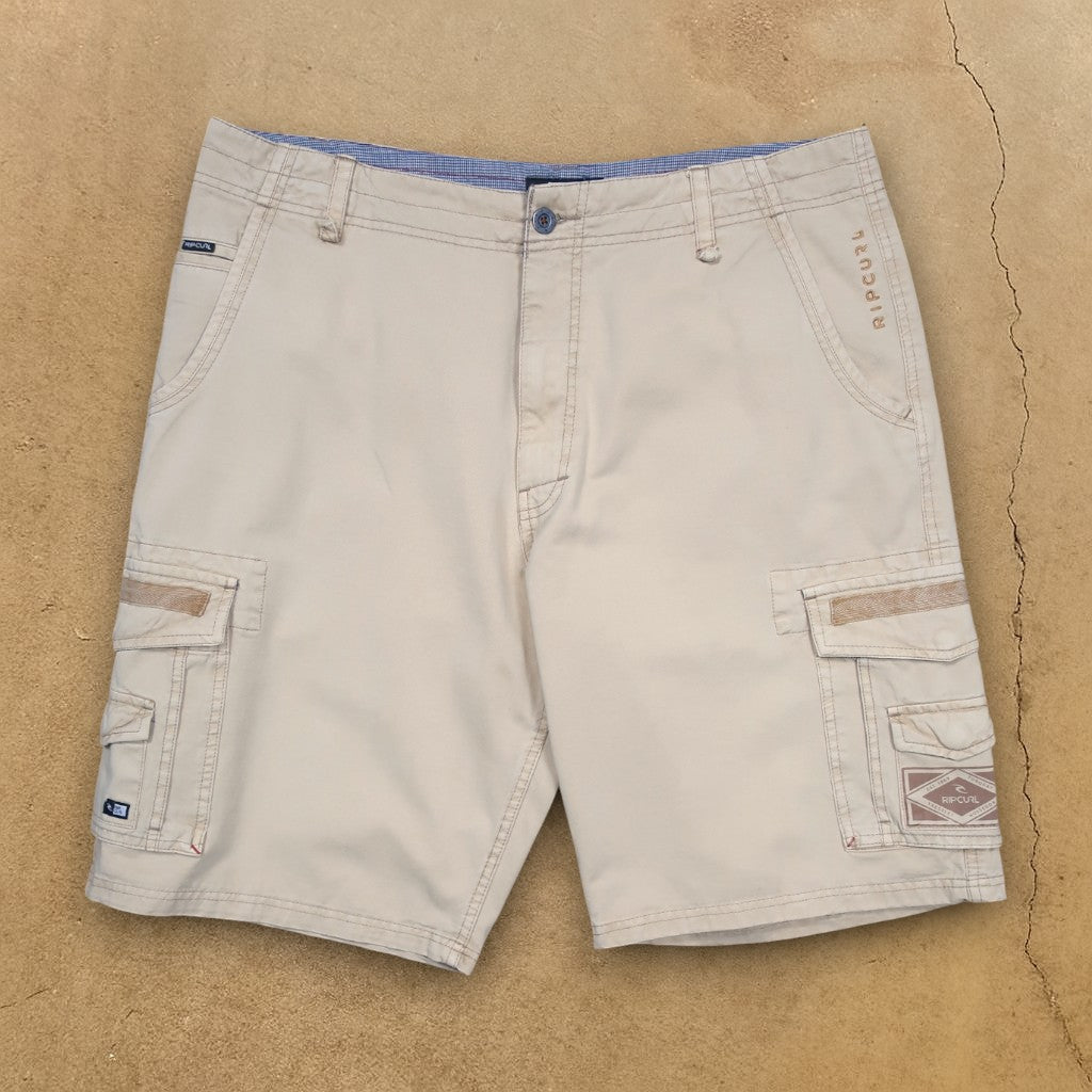 VINTAGE RIPCURL CARGO SHORTS - 36"