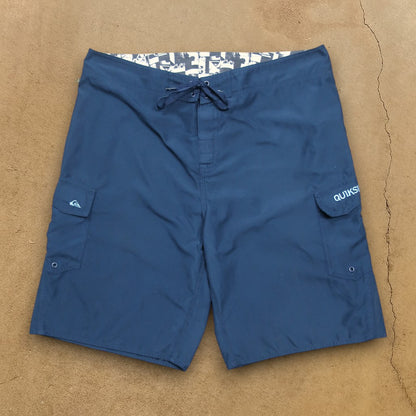 VINTAGE QUIKSILVER BOARD SHORTS - 40"
