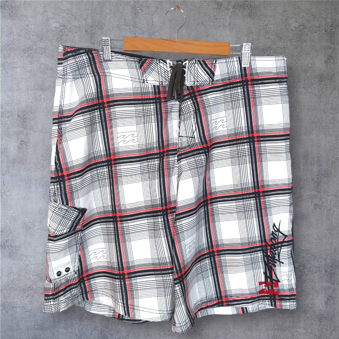 VINTAGE BILLABONG BOARD SHORTS - 38"