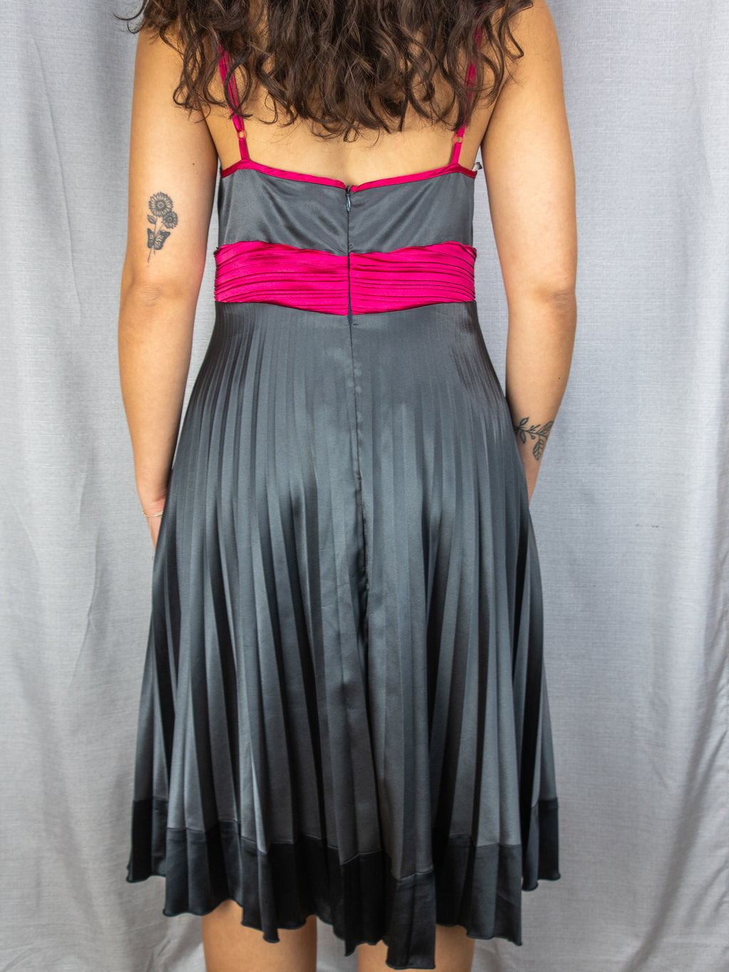 Review Australia Midi Dress - Pleated Contrast Bodice - Size 12