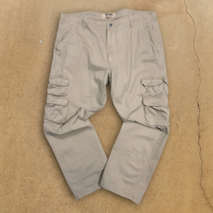 VINTAGE WRANGLER CARGO PANTS - 40"