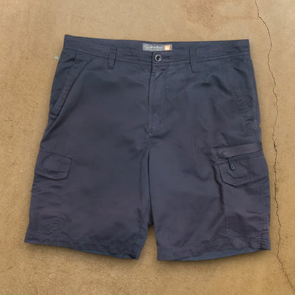 VINTAGE QUIKSILVER CARGO SHORTS - 36"