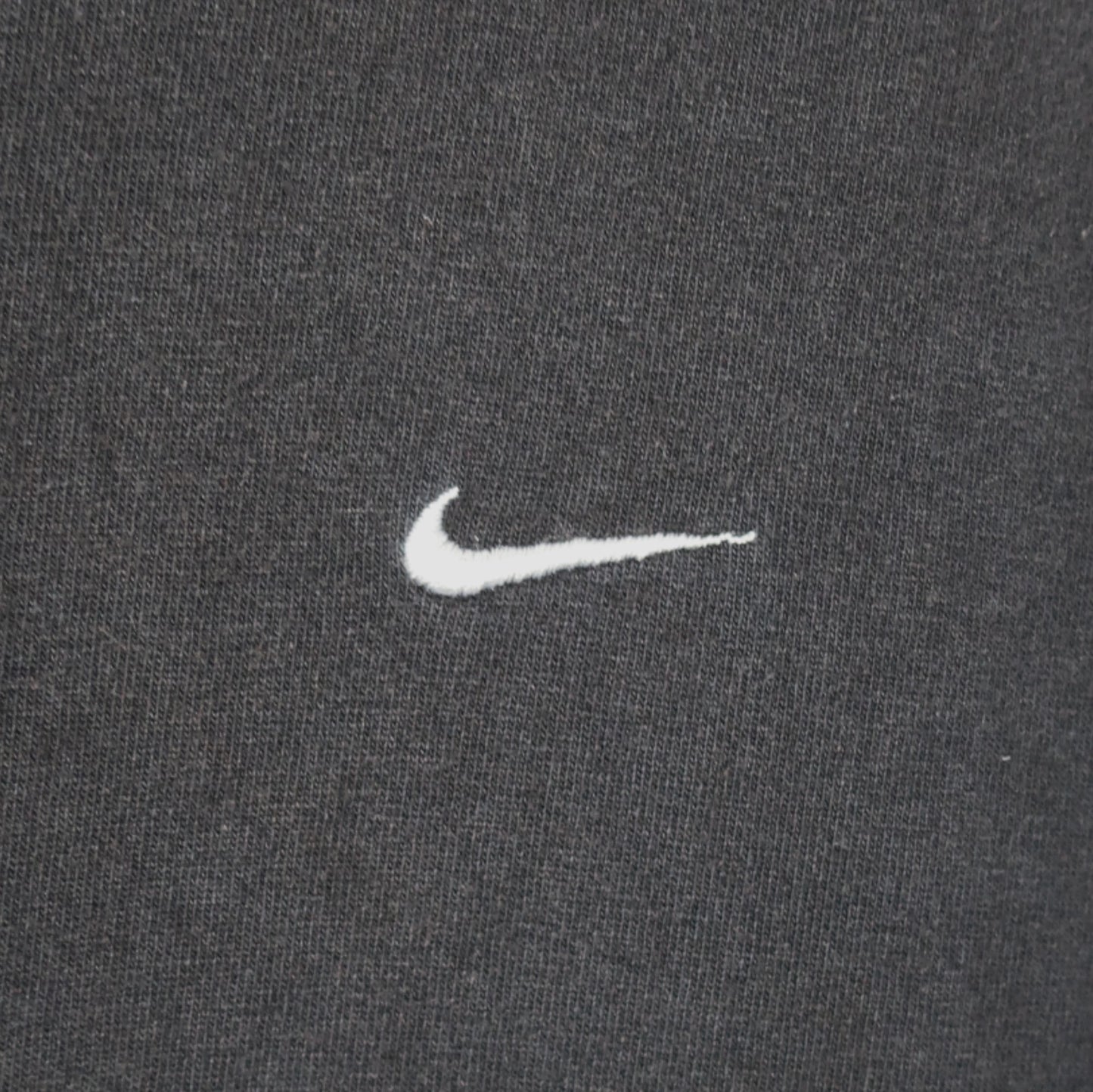 VINTAGE NIKE T-SHIRT - L